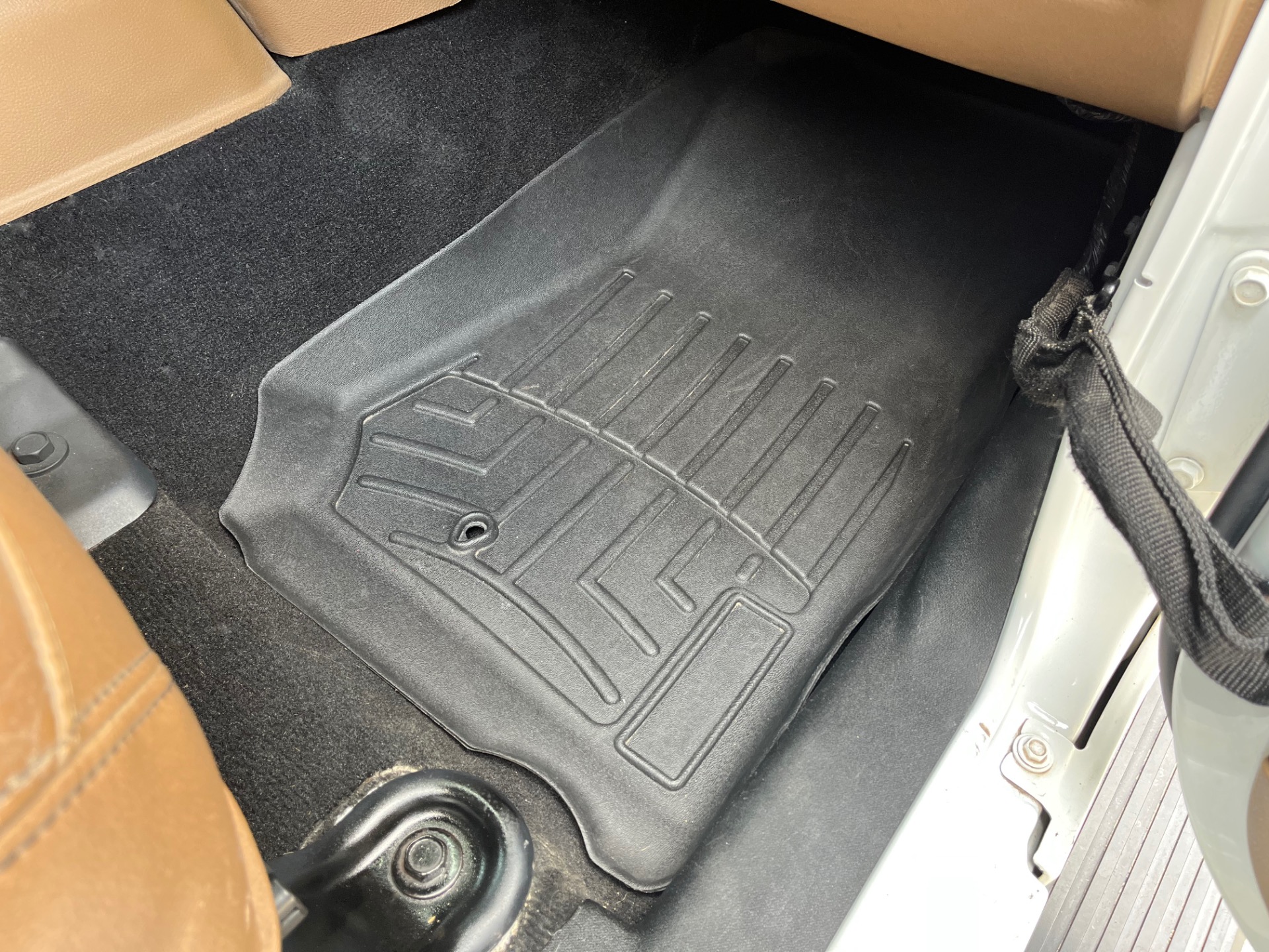 Used-2013-Jeep-Wrangler-Unlimited-Sahara