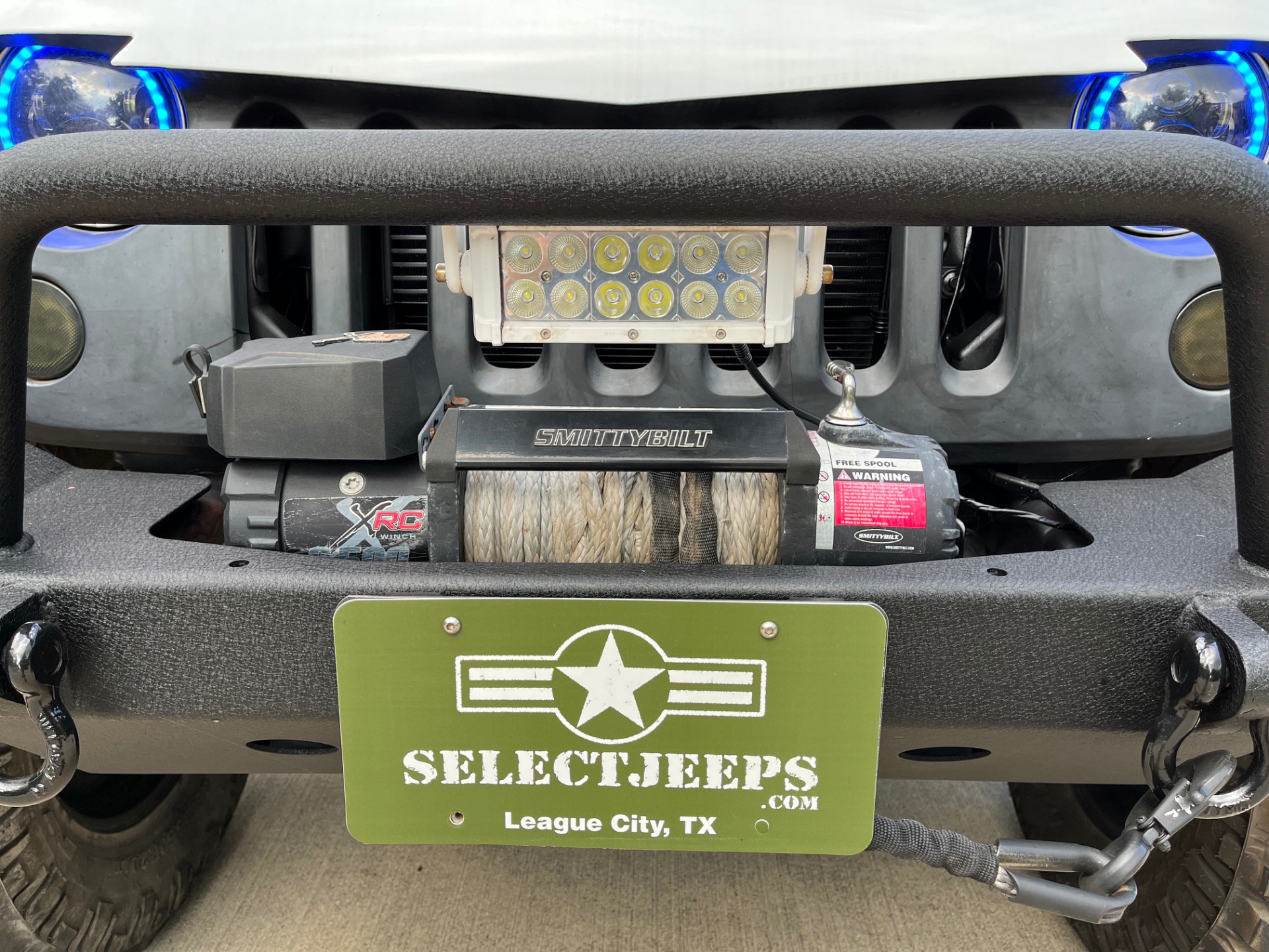 Used-2013-Jeep-Wrangler-Unlimited-Sahara