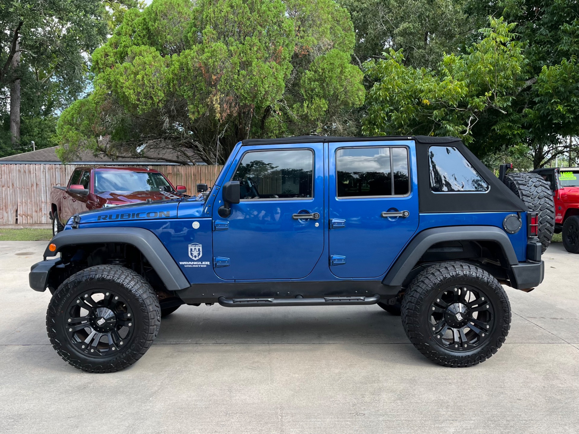 Used-2010-Jeep-Wrangler-Unlimited-Rubicon