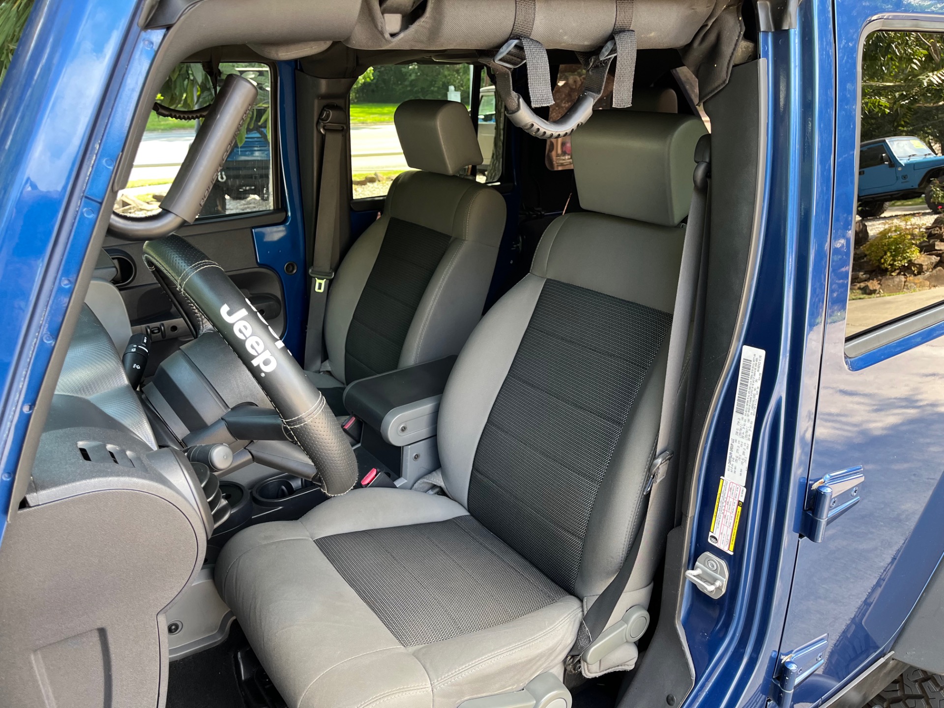 Used-2010-Jeep-Wrangler-Unlimited-Rubicon