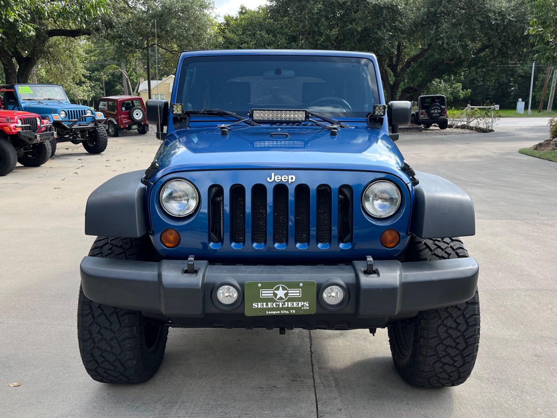 Used-2010-Jeep-Wrangler-Unlimited-Rubicon