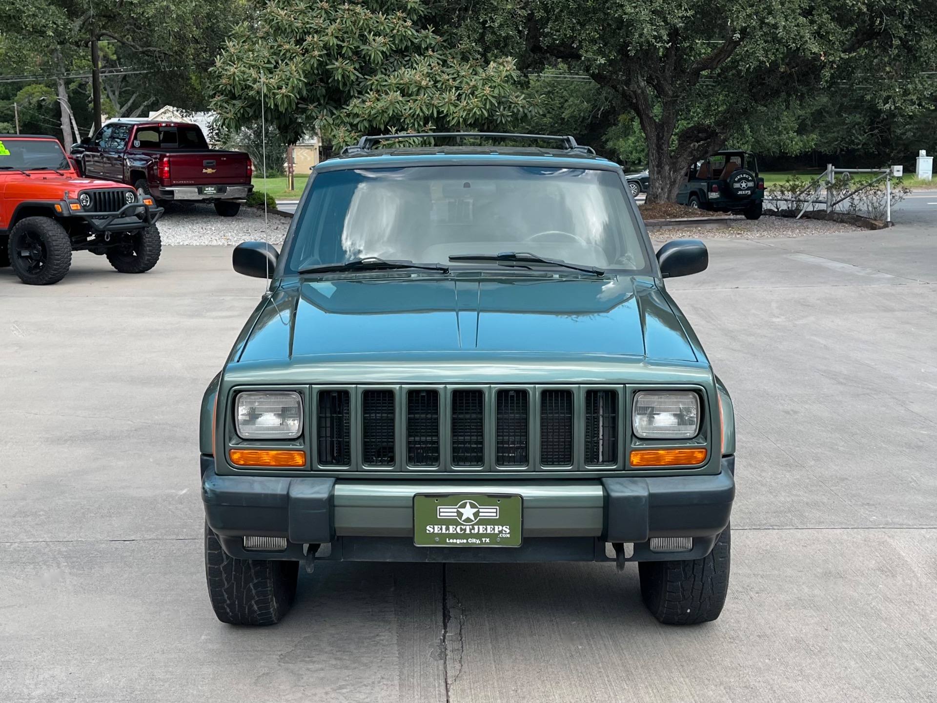 Used-2000-Jeep-Cherokee-Sport