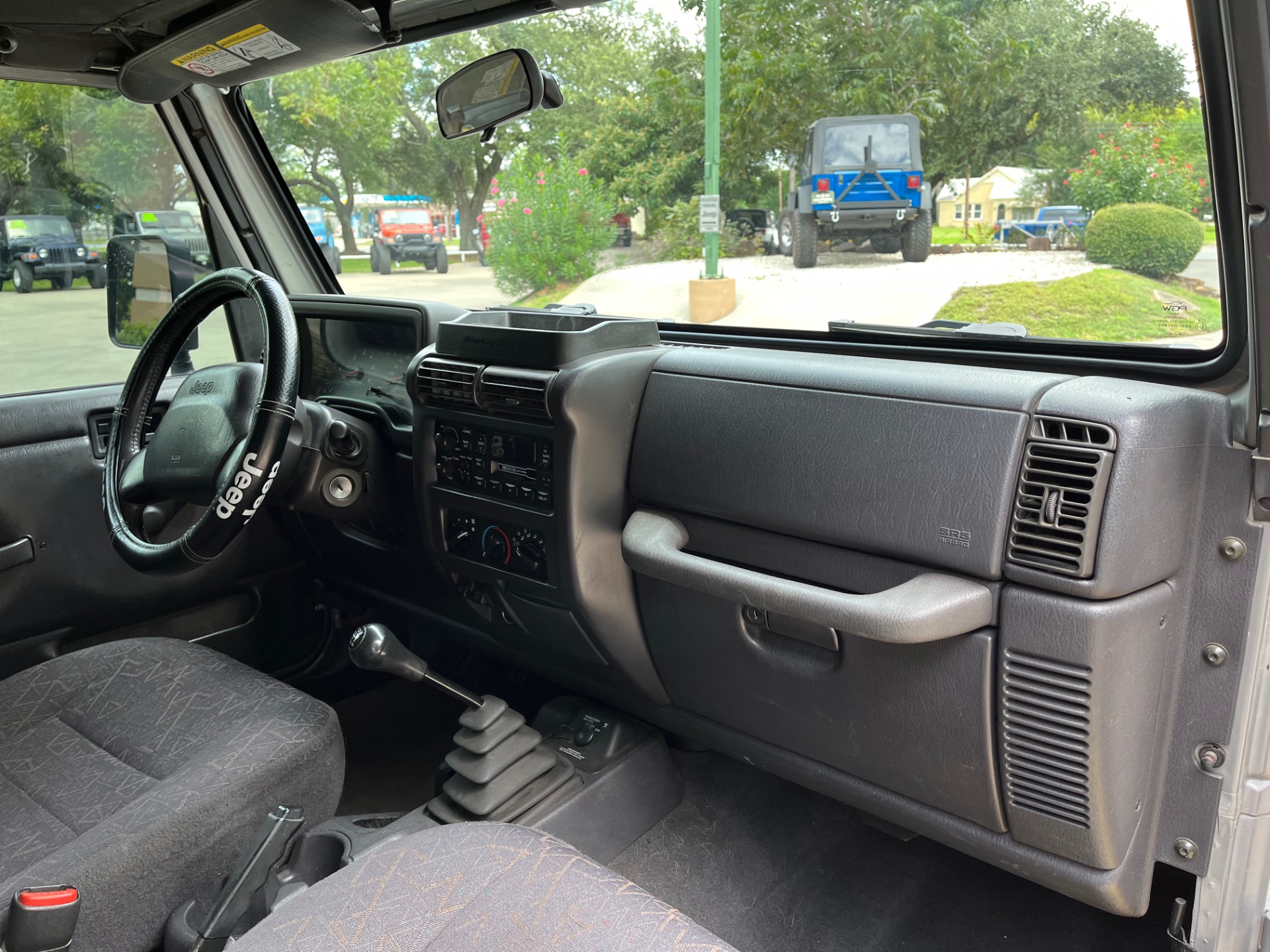 Used-2001-Jeep-Wrangler-Sport