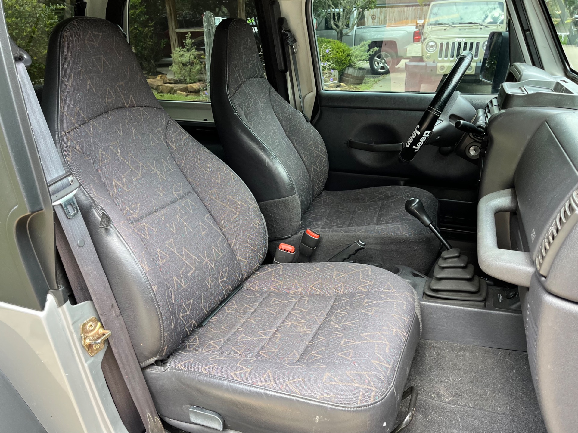 Used-2001-Jeep-Wrangler-Sport