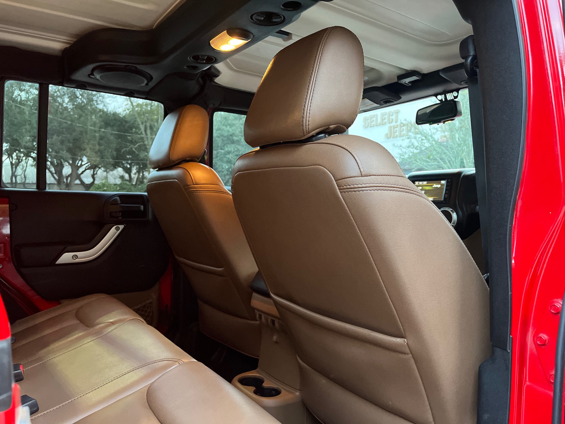 Used-2013-Jeep-Wrangler-Unlimited-Rubicon