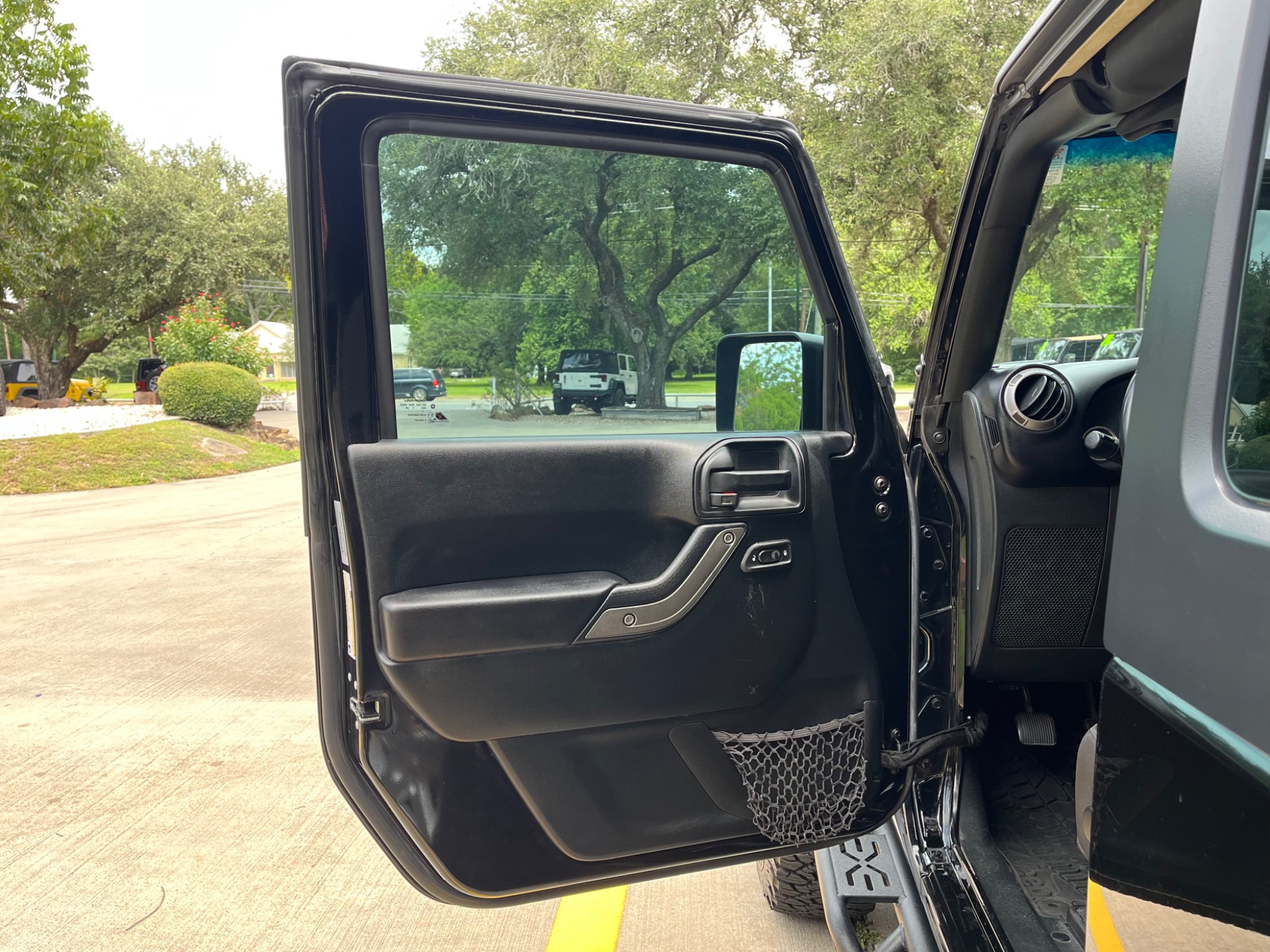 2017 Jeep Wrangler Sport photo 14