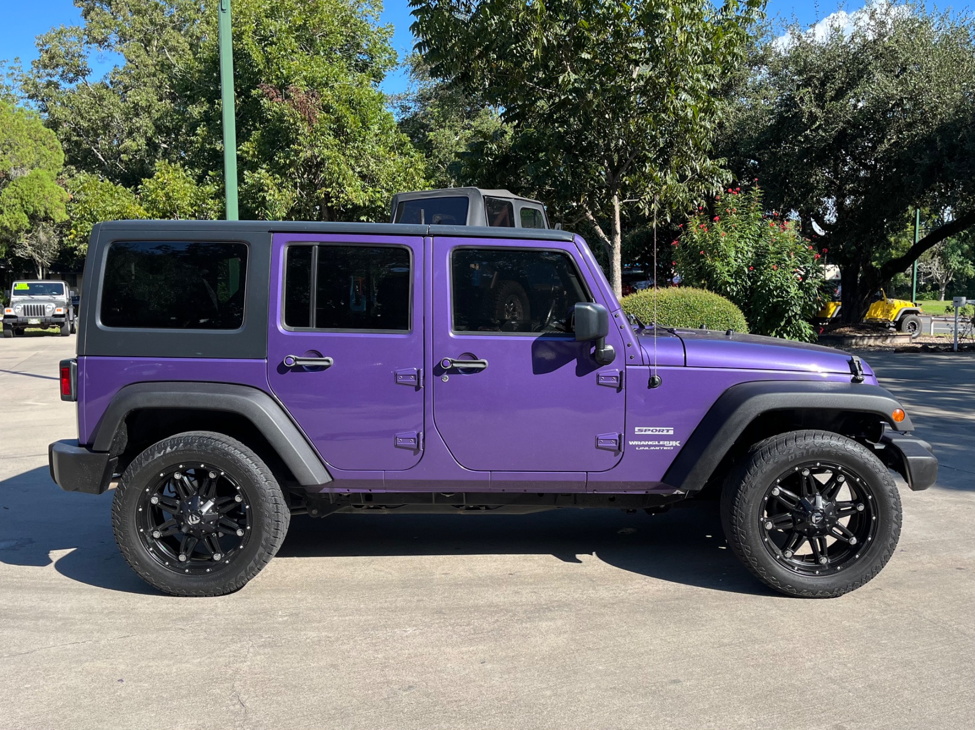 Used-2018-Jeep-Wrangler-JK-Unlimited-Sport