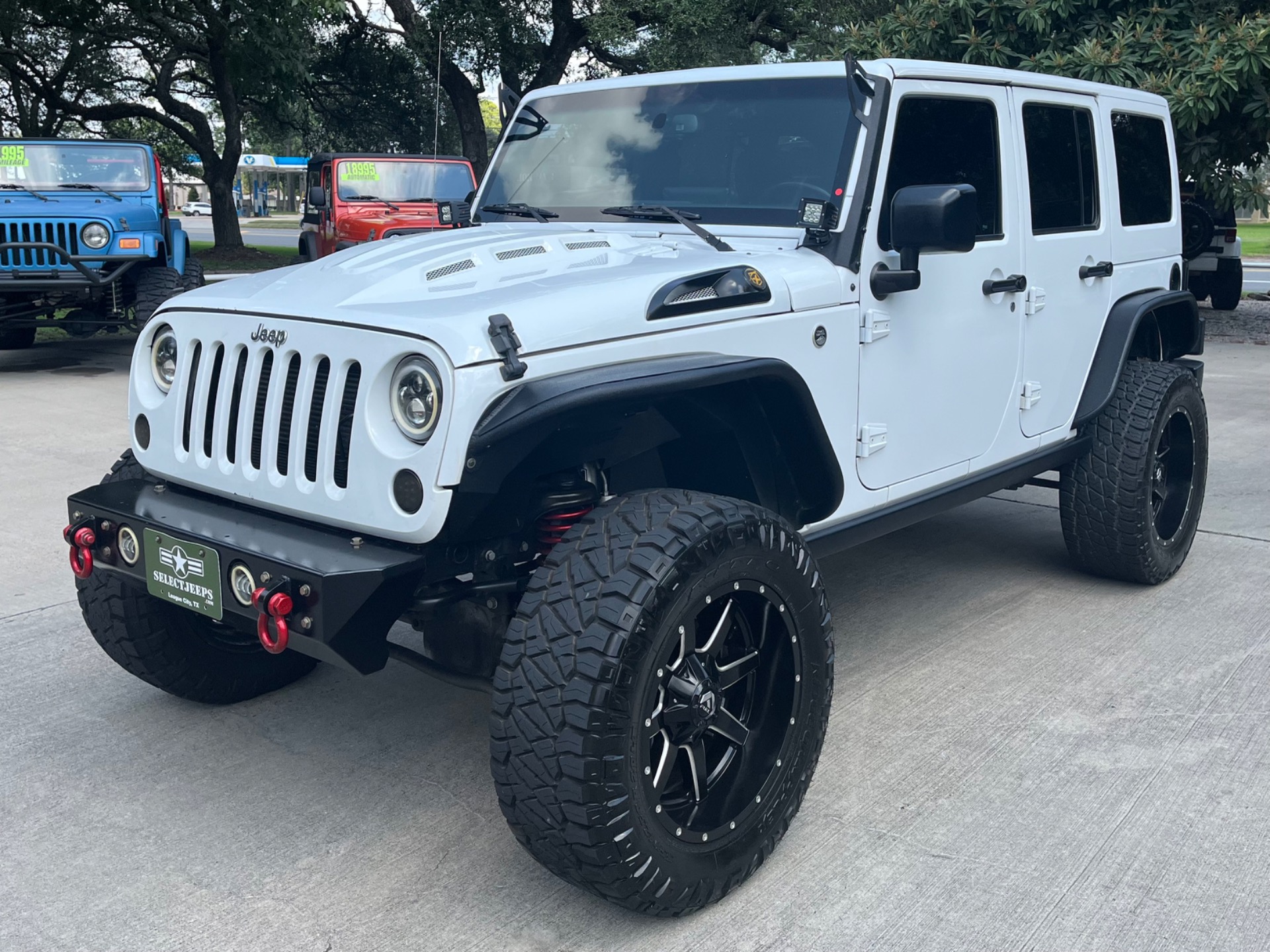 Used-2017-Jeep-Wrangler-Unlimited-Rubicon