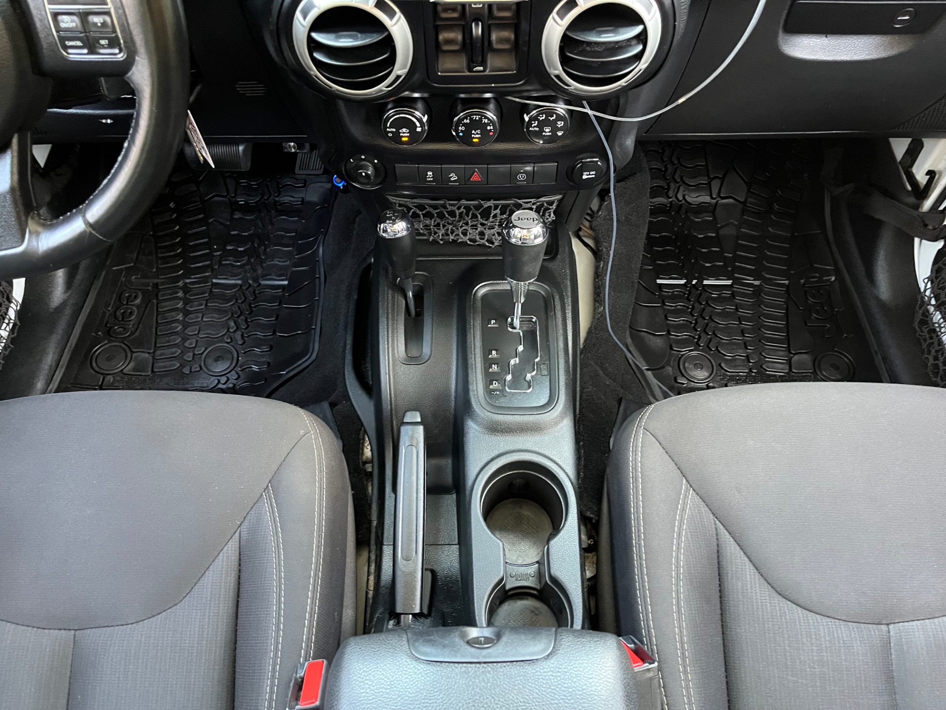 Used-2017-Jeep-Wrangler-Unlimited-Rubicon