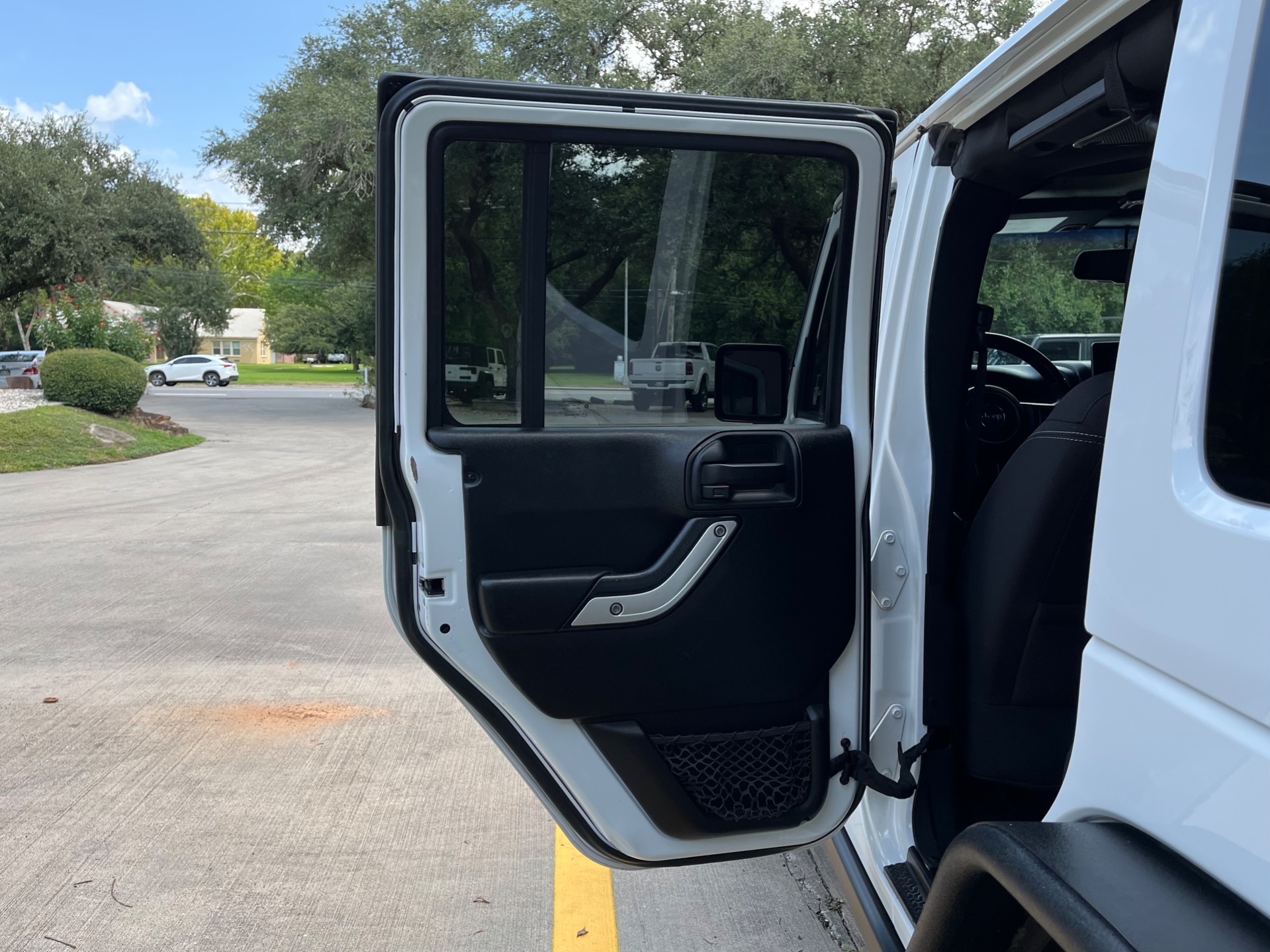 Used-2017-Jeep-Wrangler-Unlimited-Rubicon
