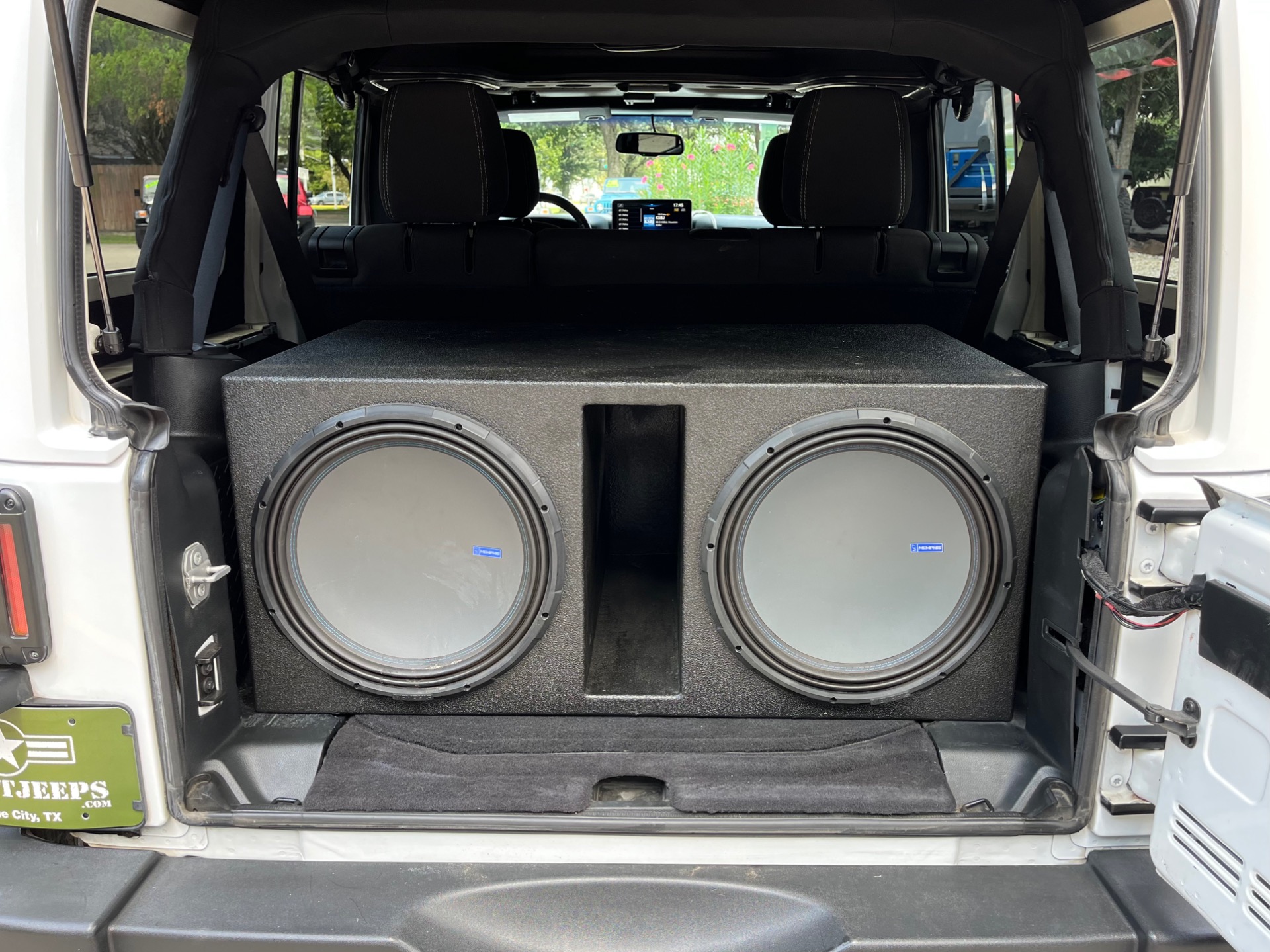 Used-2017-Jeep-Wrangler-Unlimited-Rubicon