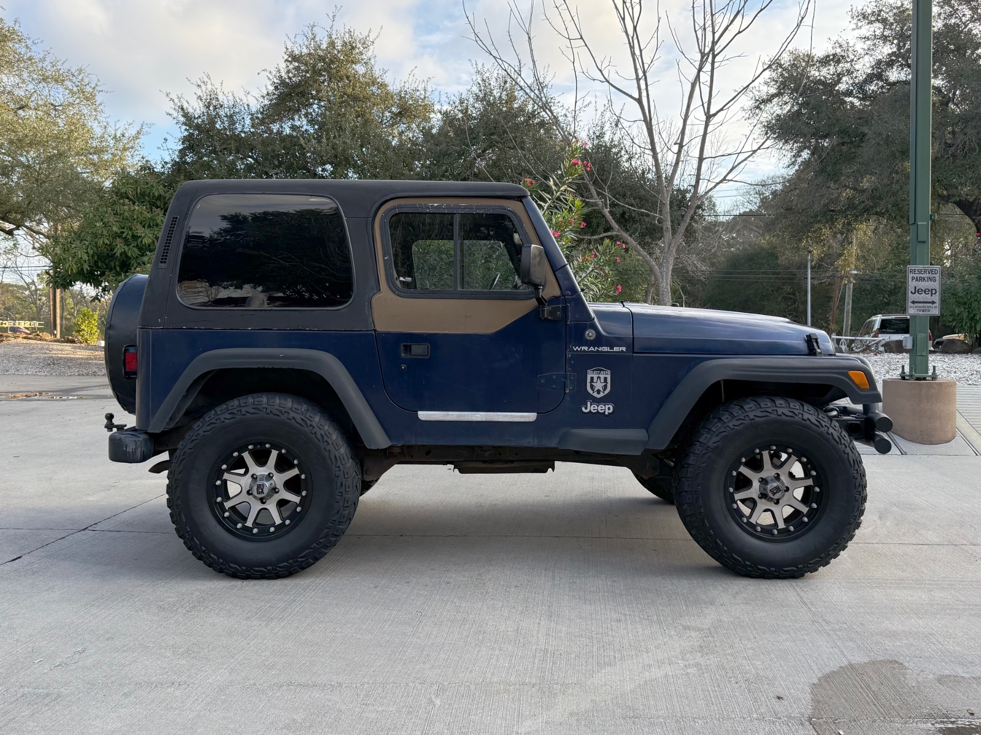 Used-1997-Jeep-Wrangler-SE