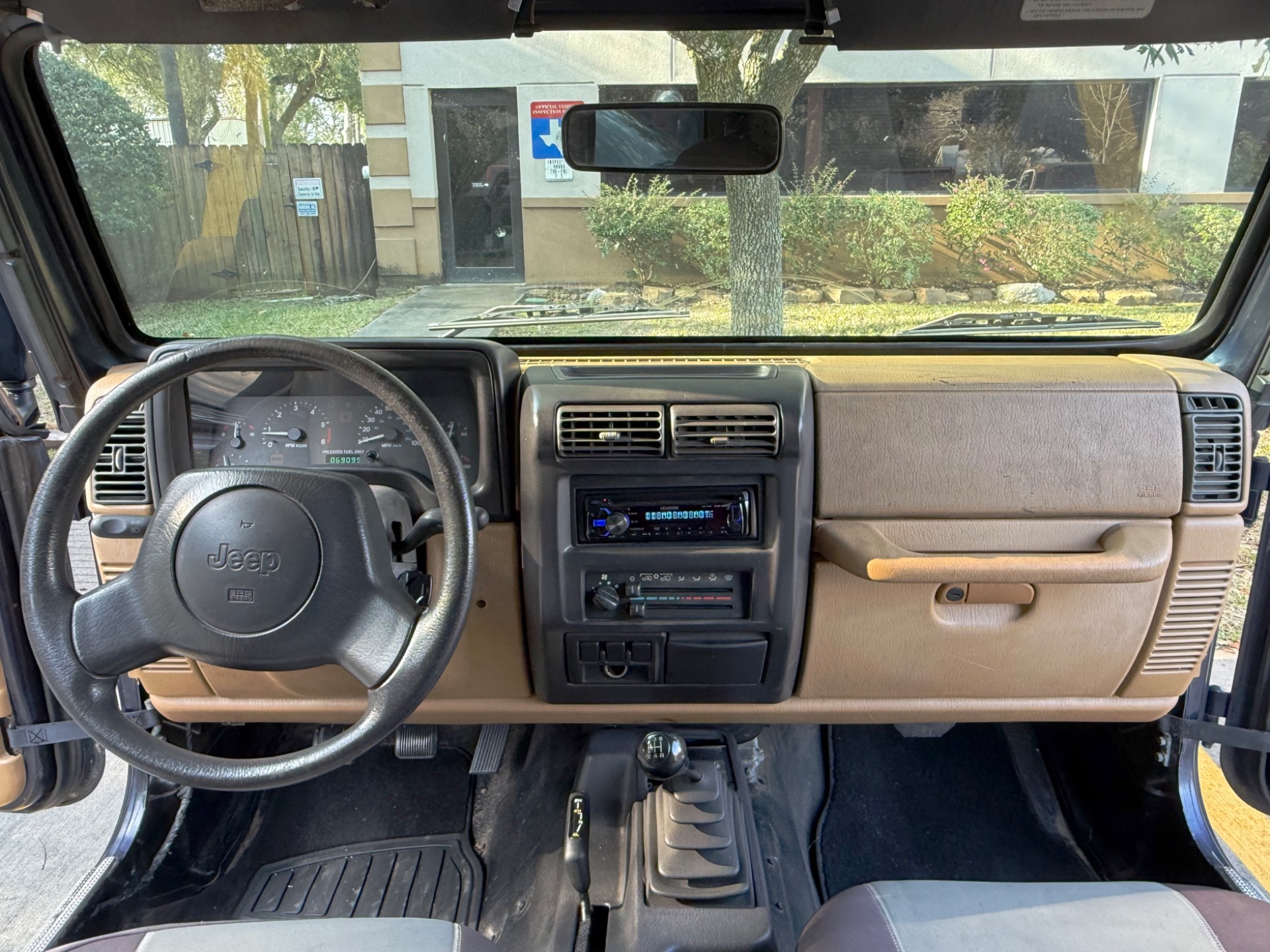 Used-1997-Jeep-Wrangler-SE
