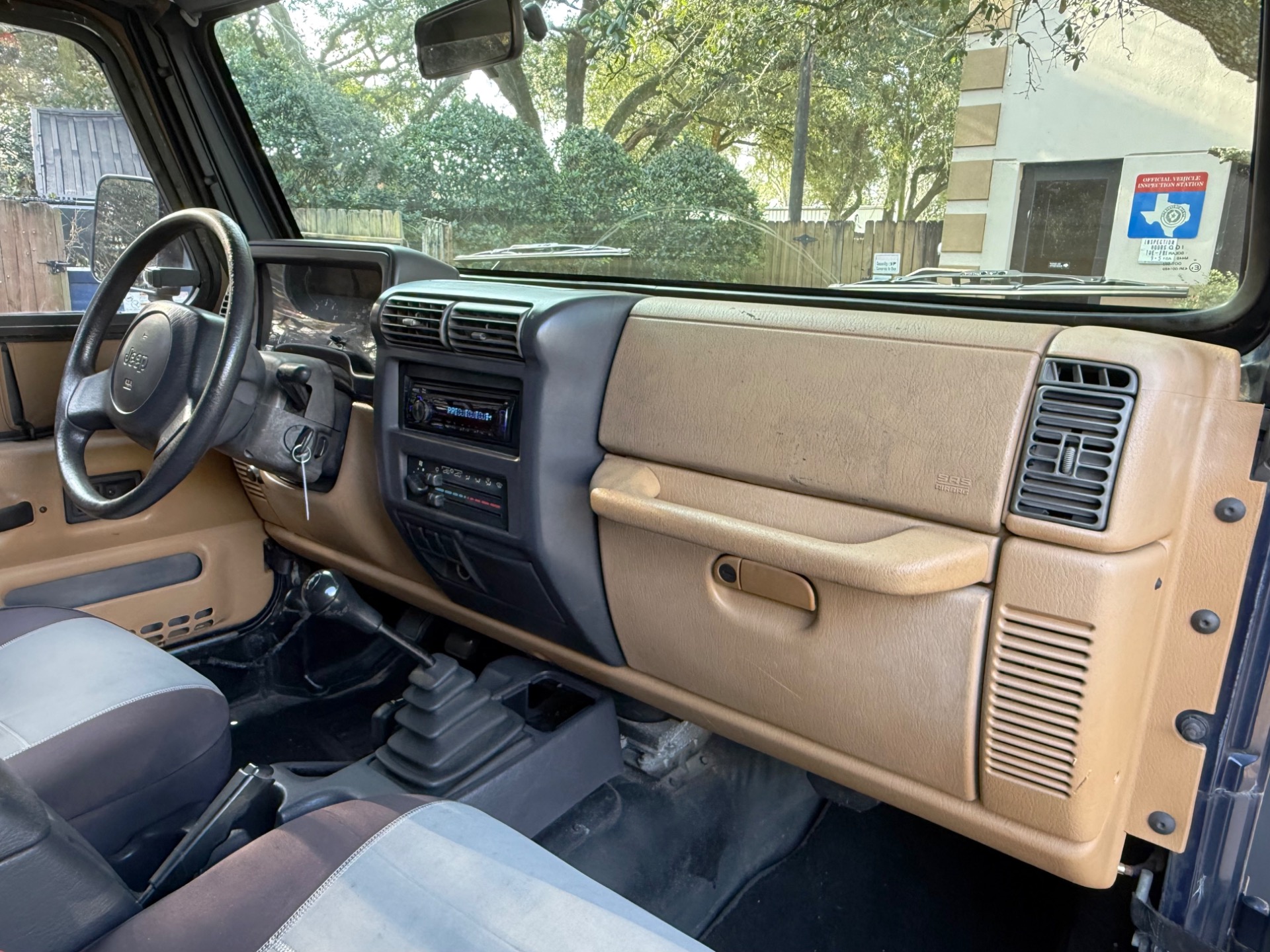 Used-1997-Jeep-Wrangler-SE