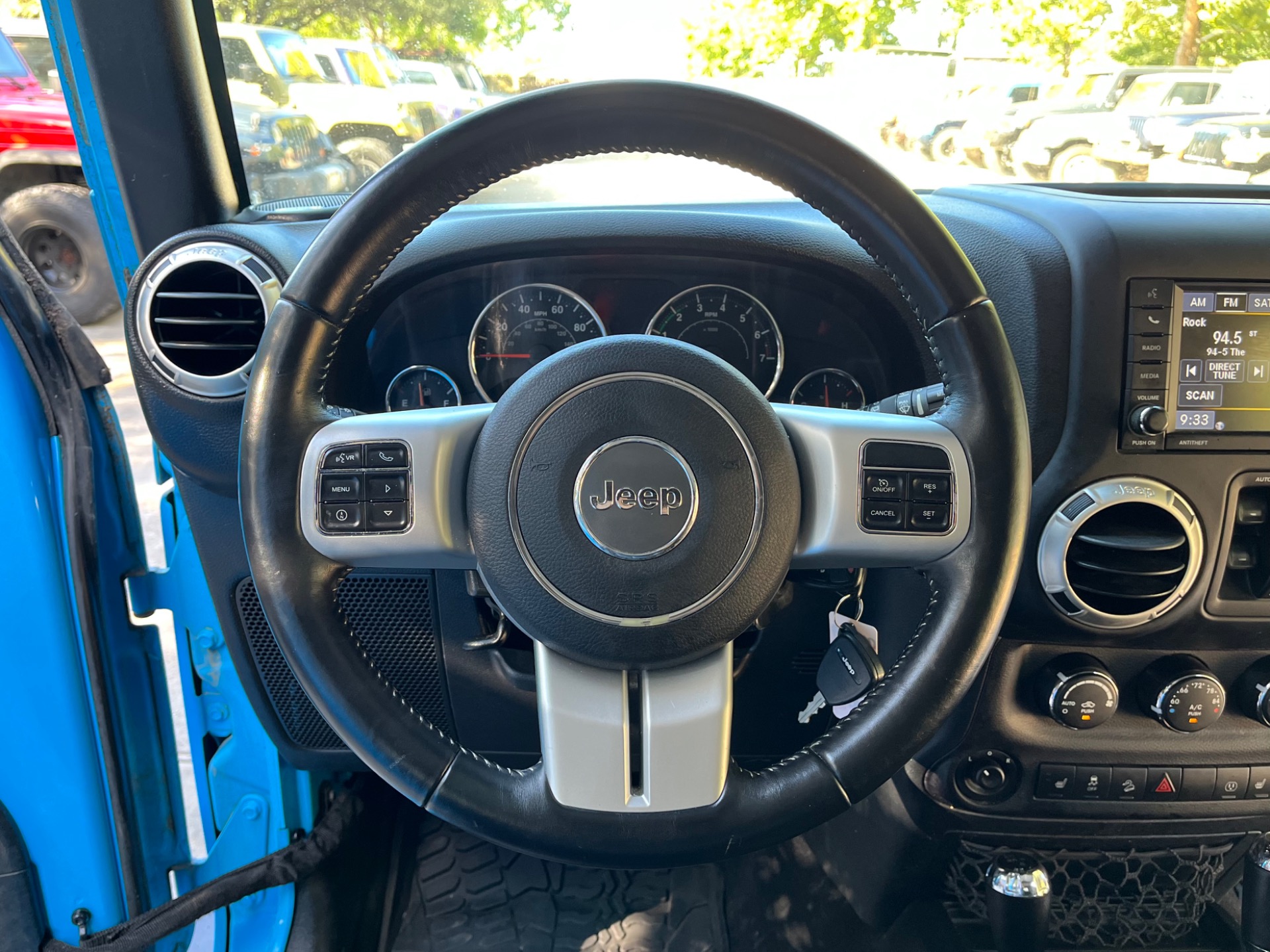 Used-2017-Jeep-Wrangler-Unlimited-Chief-Edition