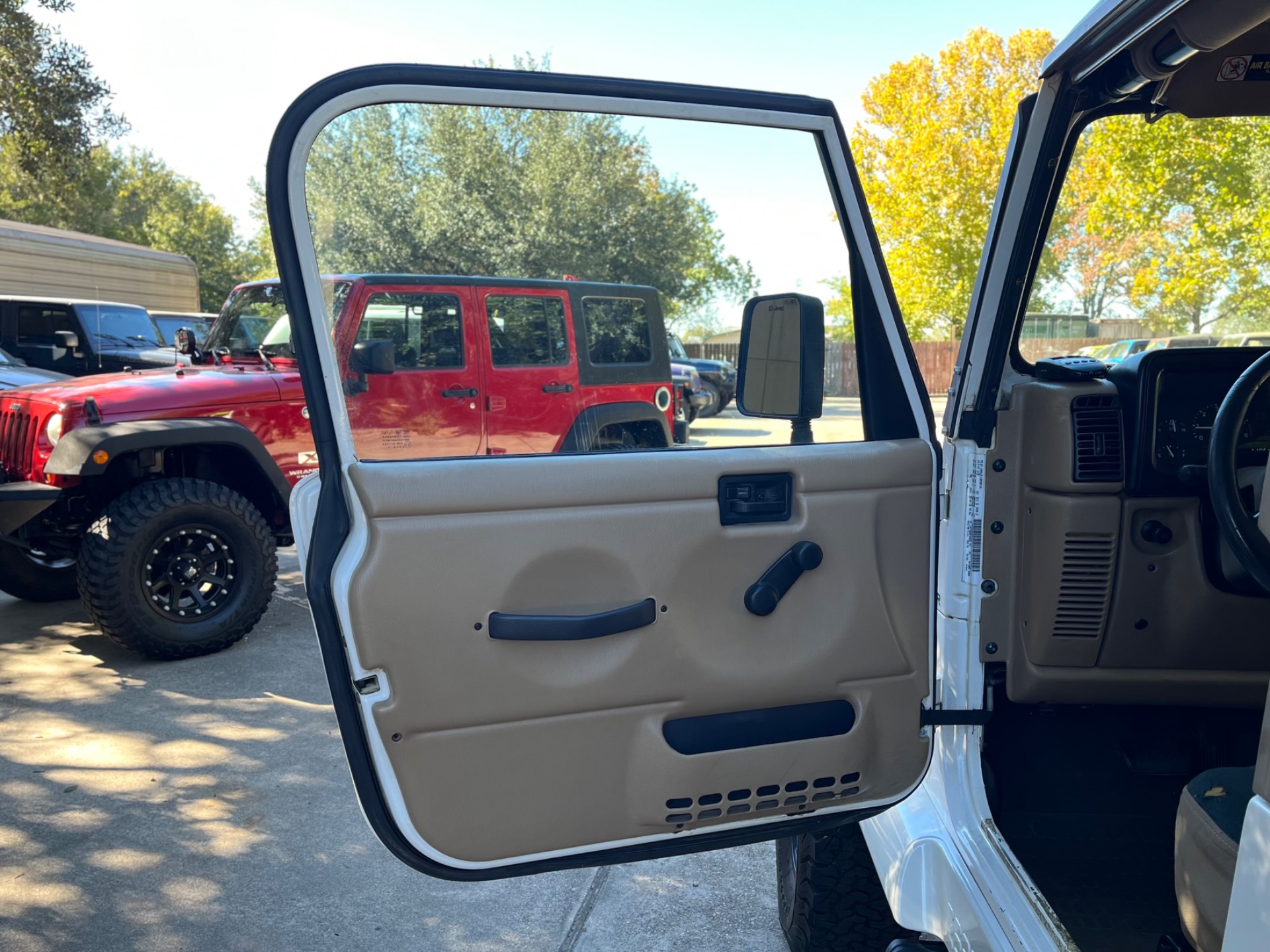 Used-1999-Jeep-Wrangler-Sahara