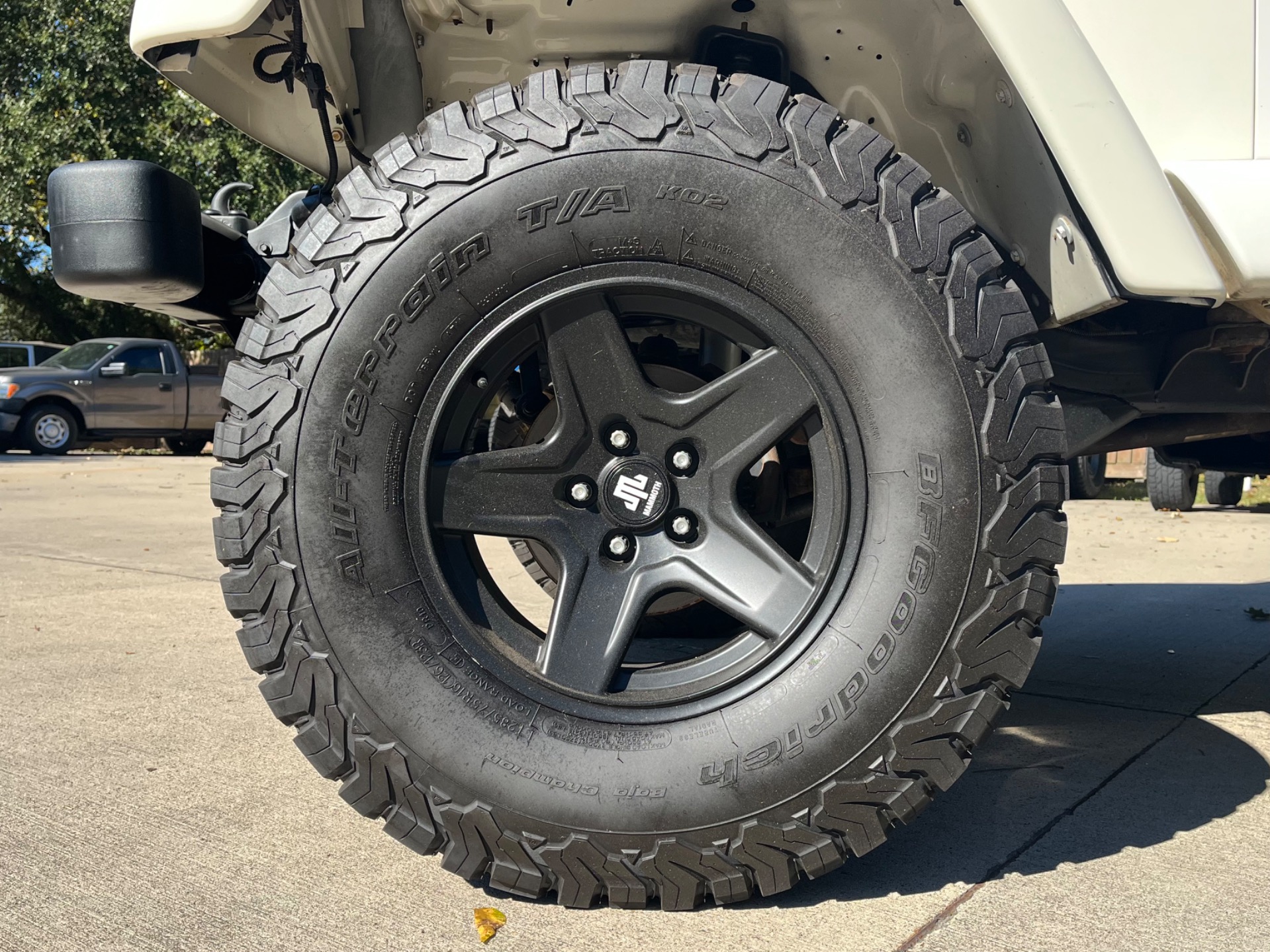 Used-1999-Jeep-Wrangler-Sahara