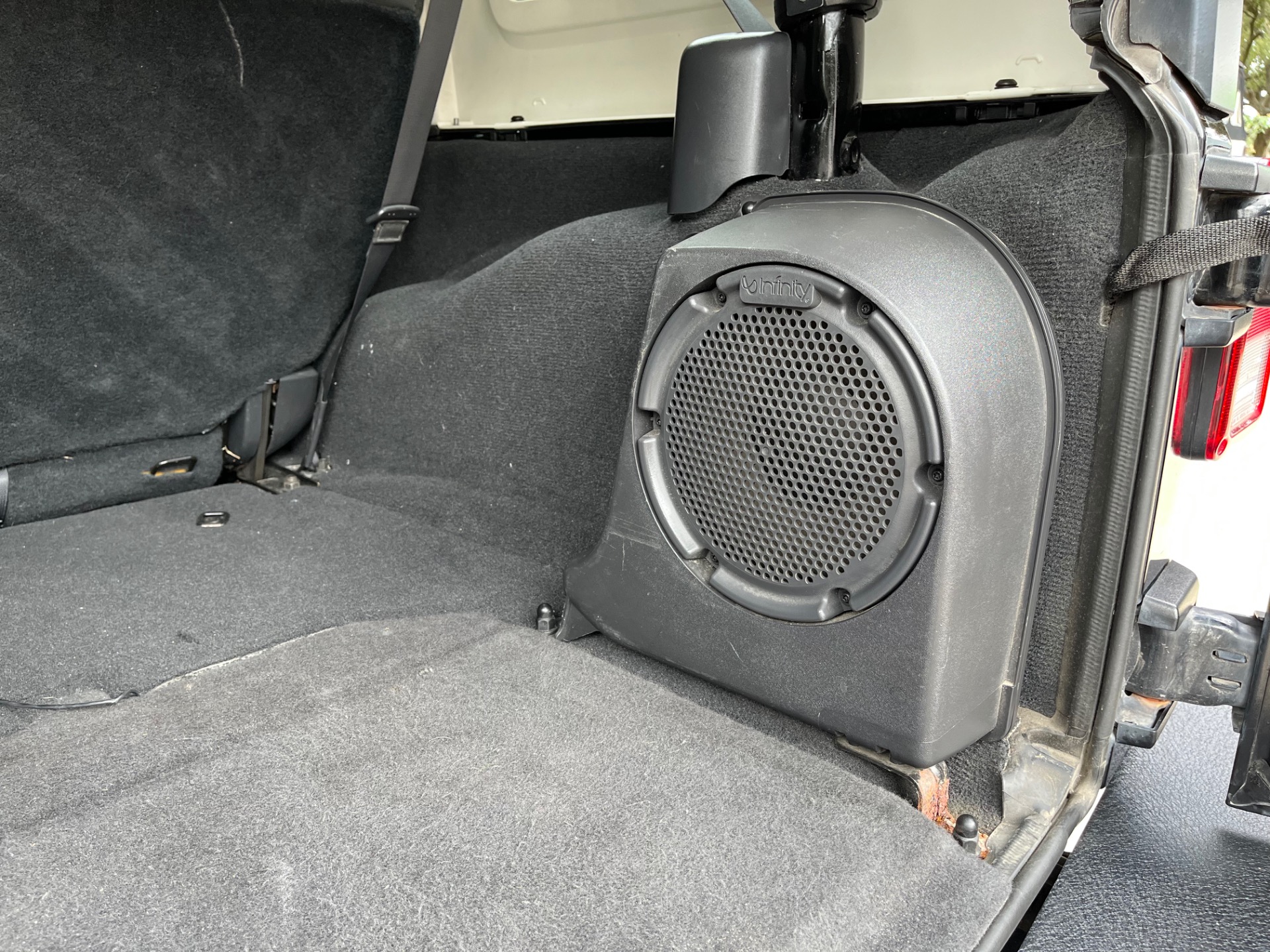 Used-2010-Jeep-Wrangler-Unlimited-Rubicon