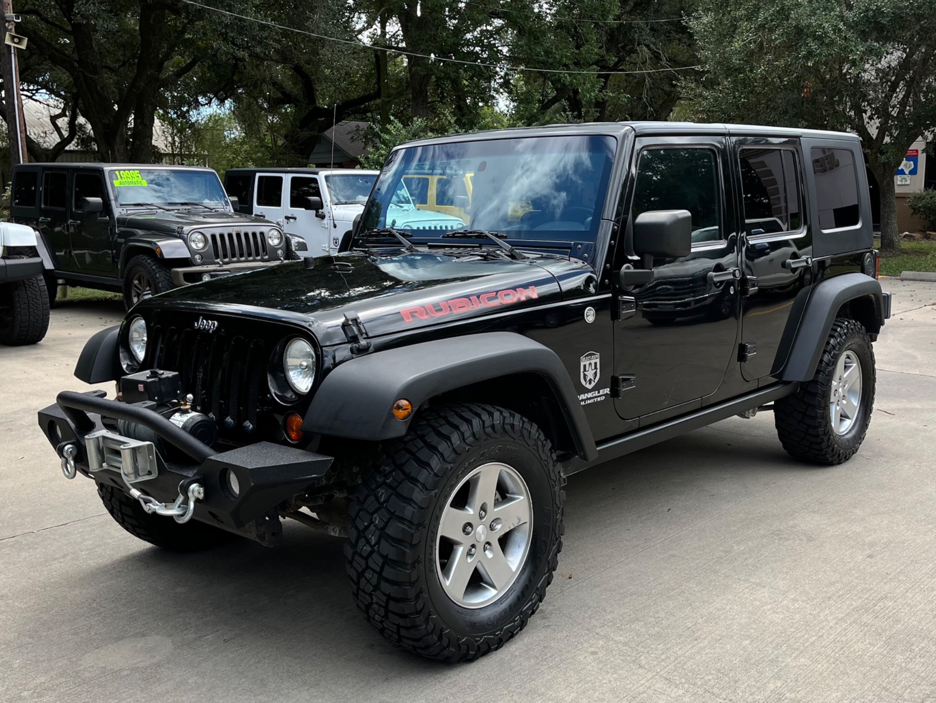 Used-2010-Jeep-Wrangler-Unlimited-Rubicon