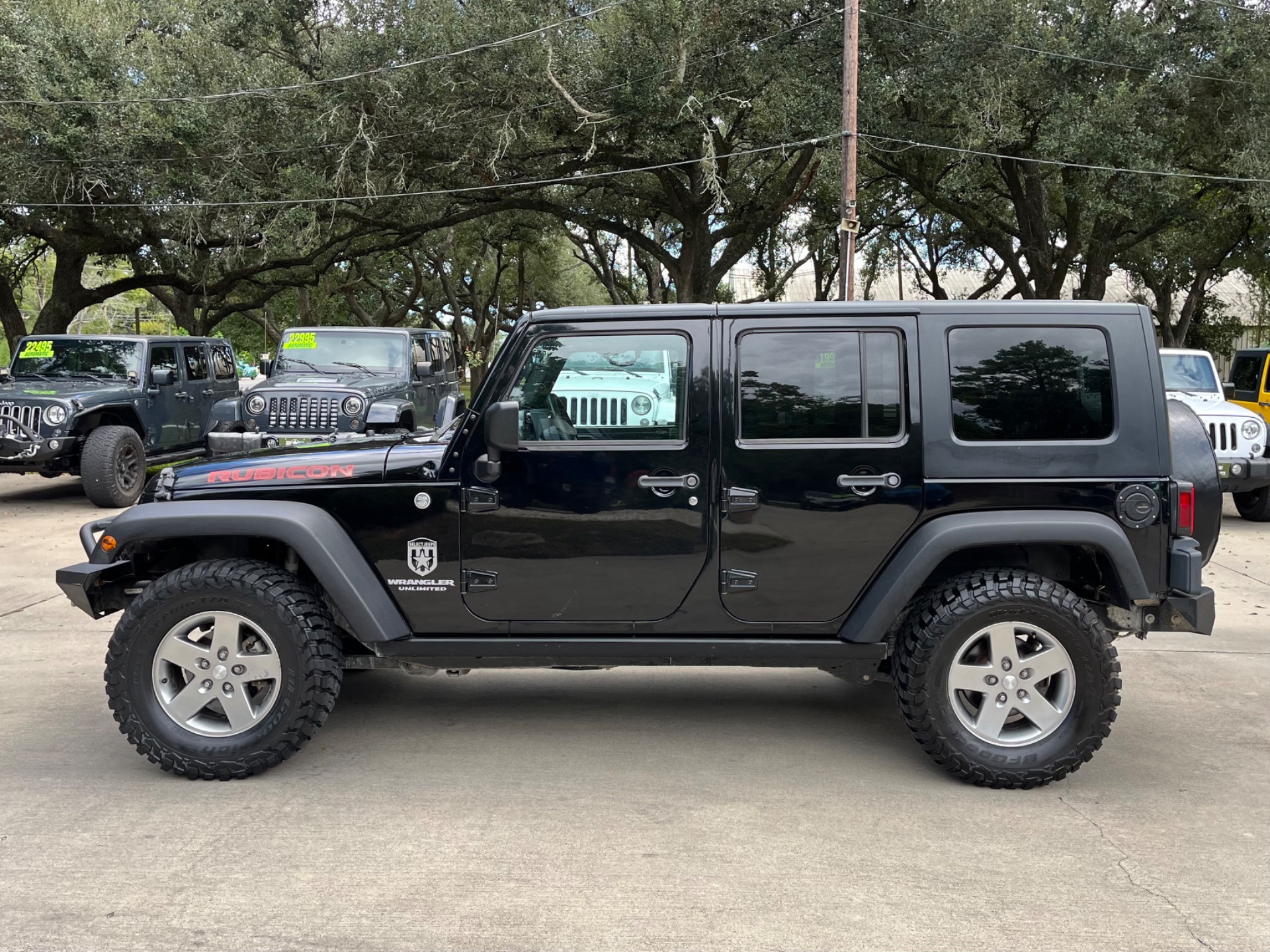 Used-2010-Jeep-Wrangler-Unlimited-Rubicon