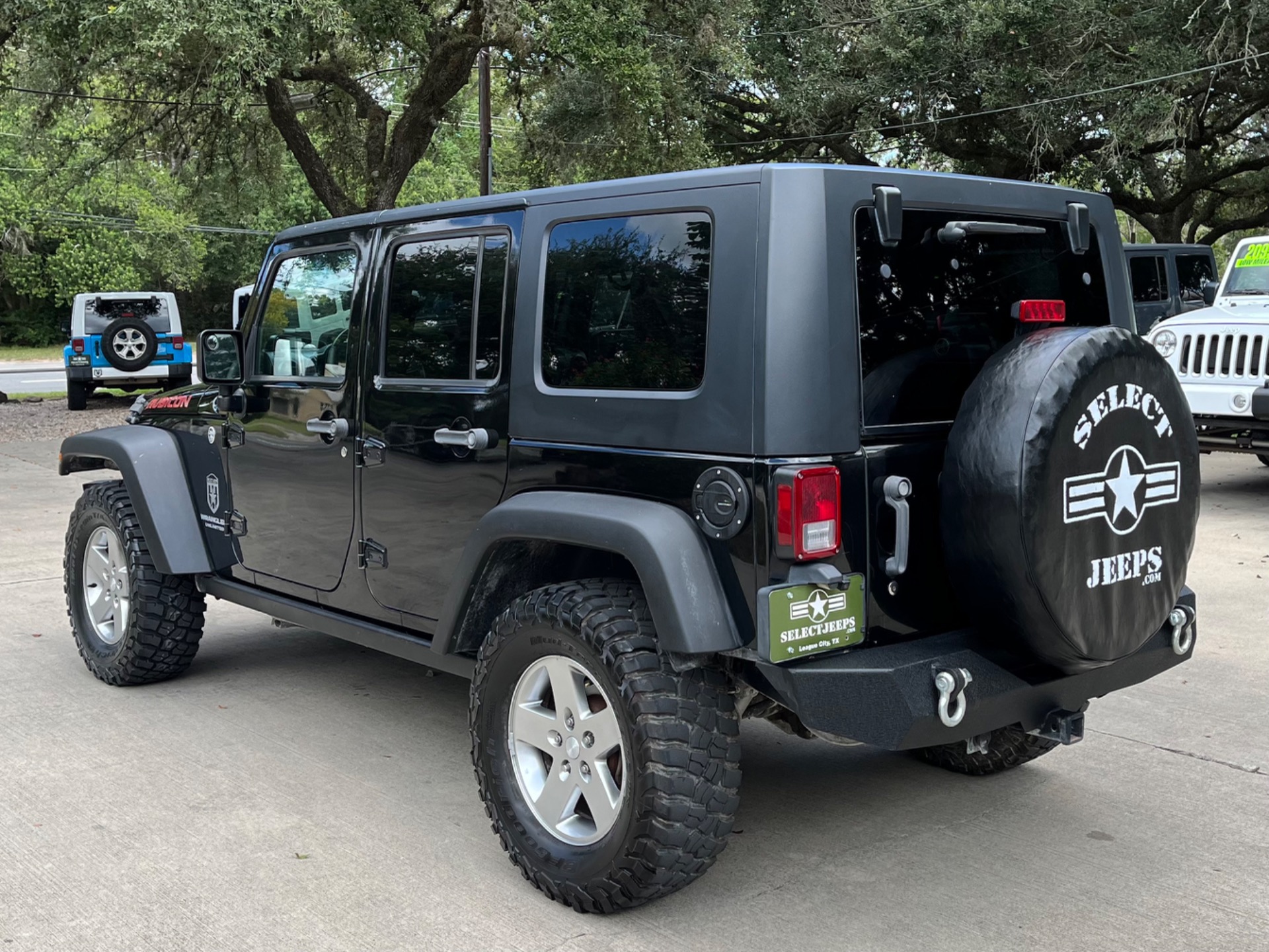 Used-2010-Jeep-Wrangler-Unlimited-Rubicon