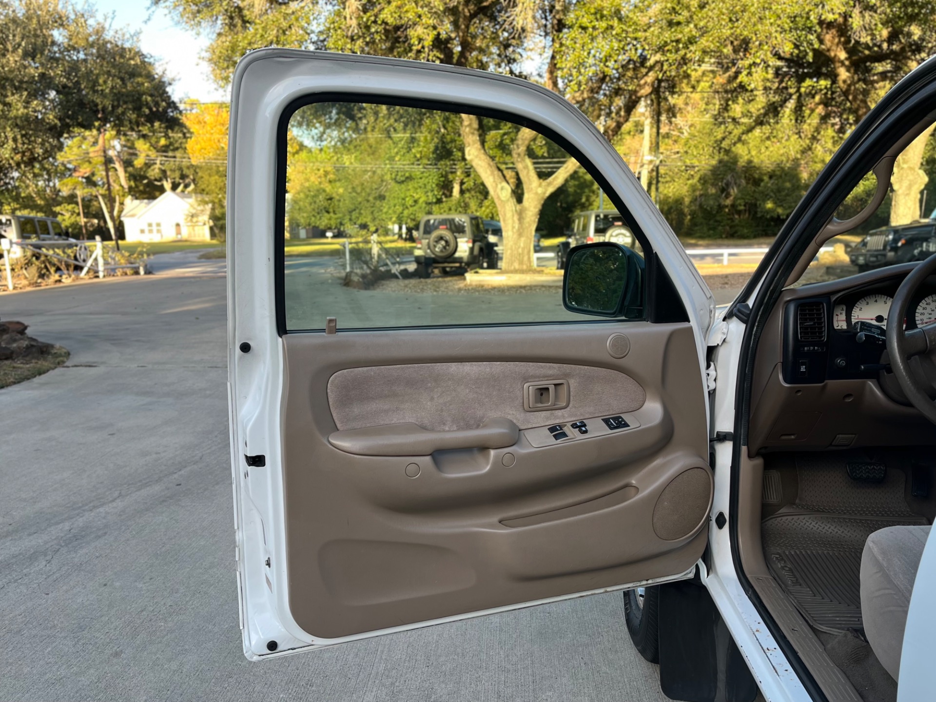 Used-2004-Toyota-Tacoma-V6