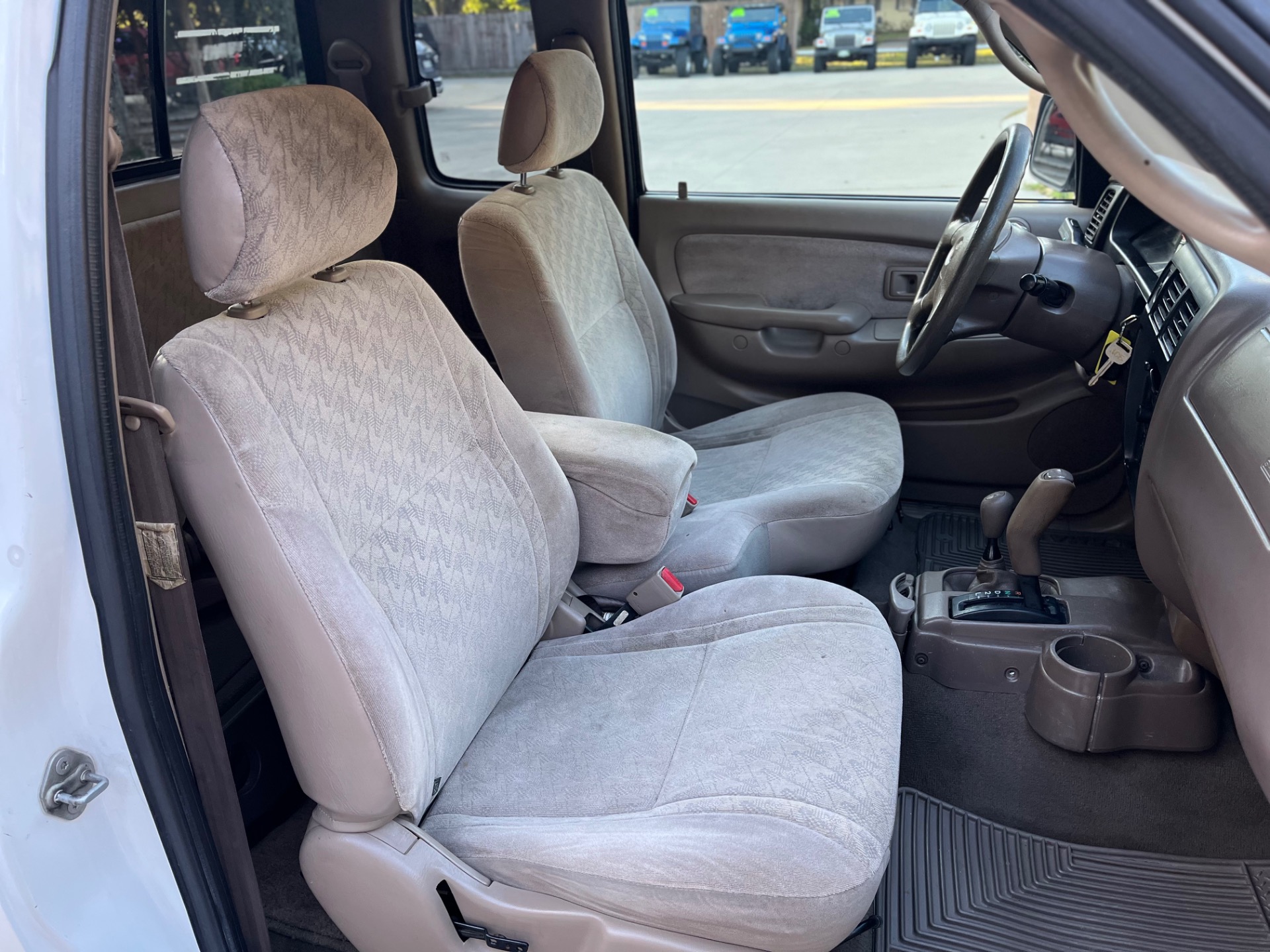 Used-2004-Toyota-Tacoma-V6