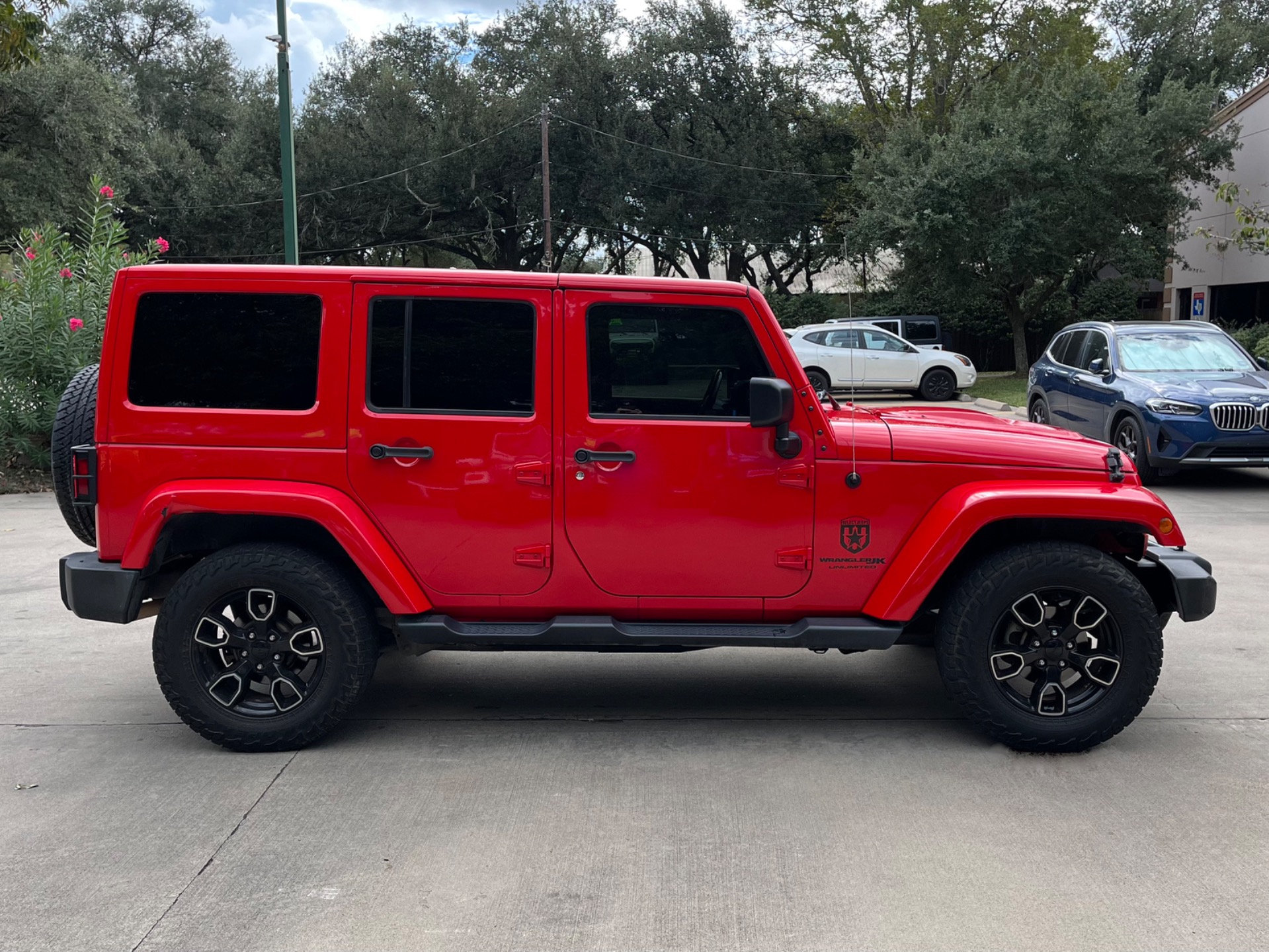Used-2018-Jeep-Wrangler-JK-Unlimited-Altitude
