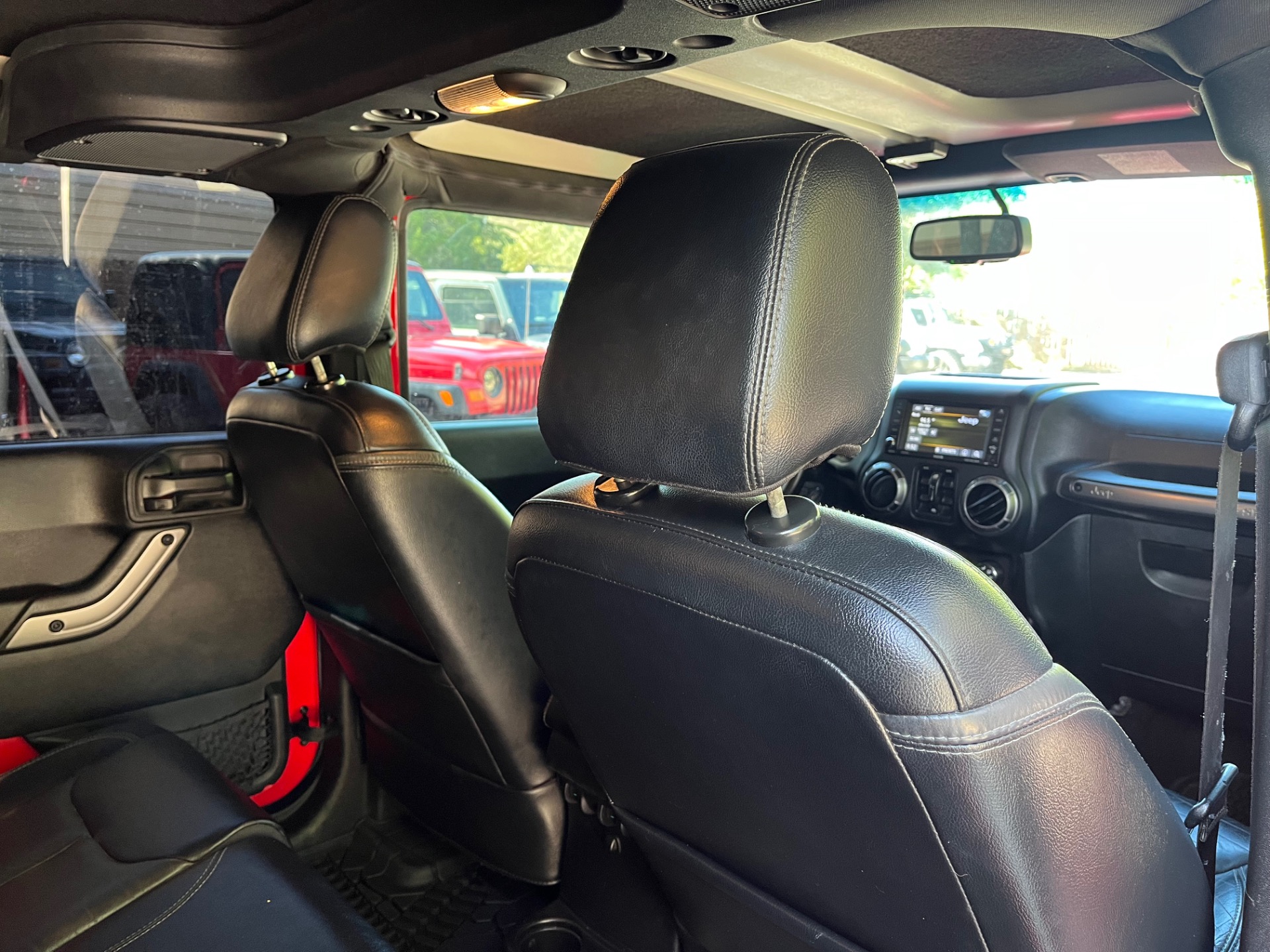 Used-2018-Jeep-Wrangler-JK-Unlimited-Altitude