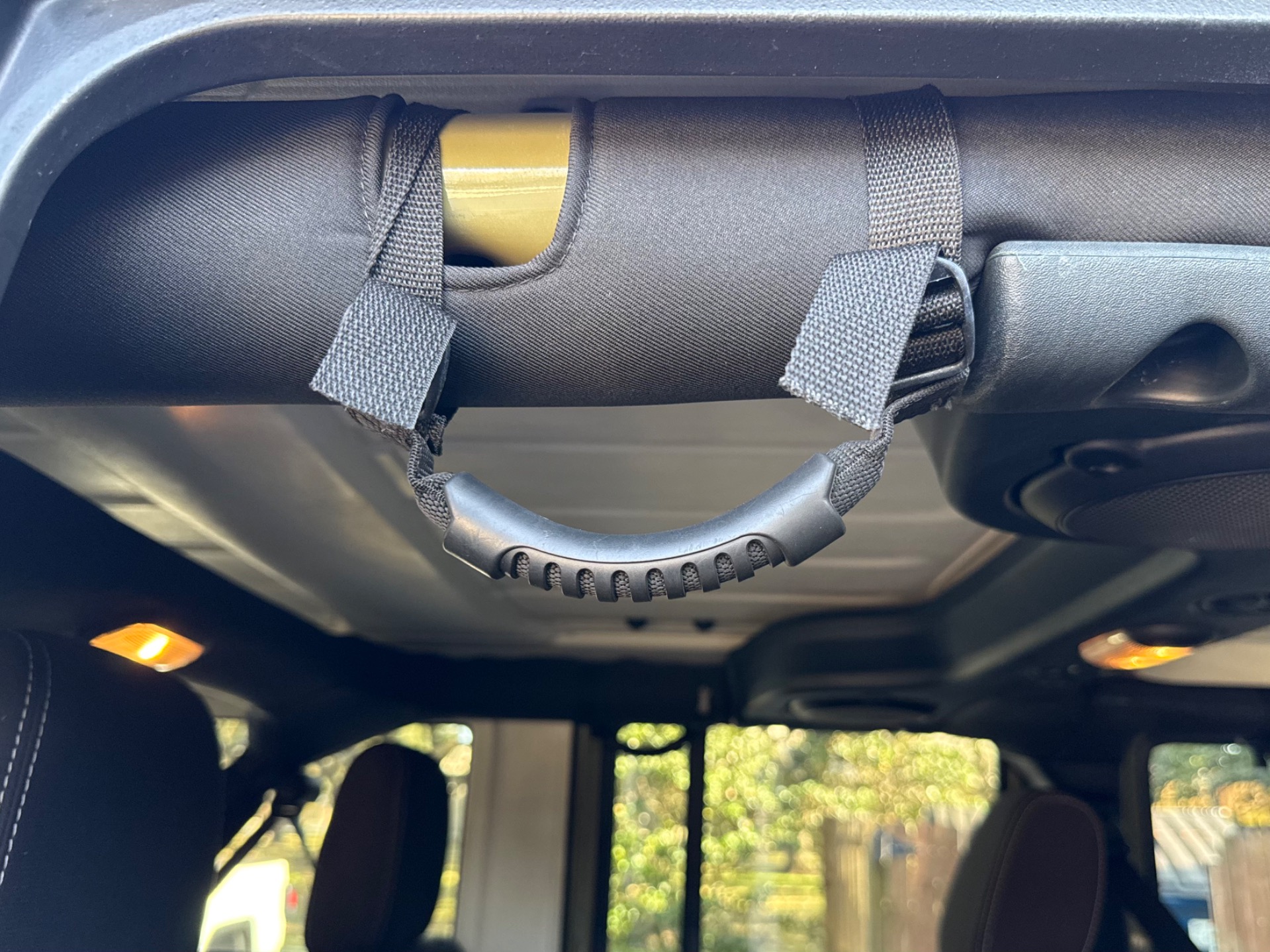 Used-2013-Jeep-Wrangler-Unlimited-Sahara