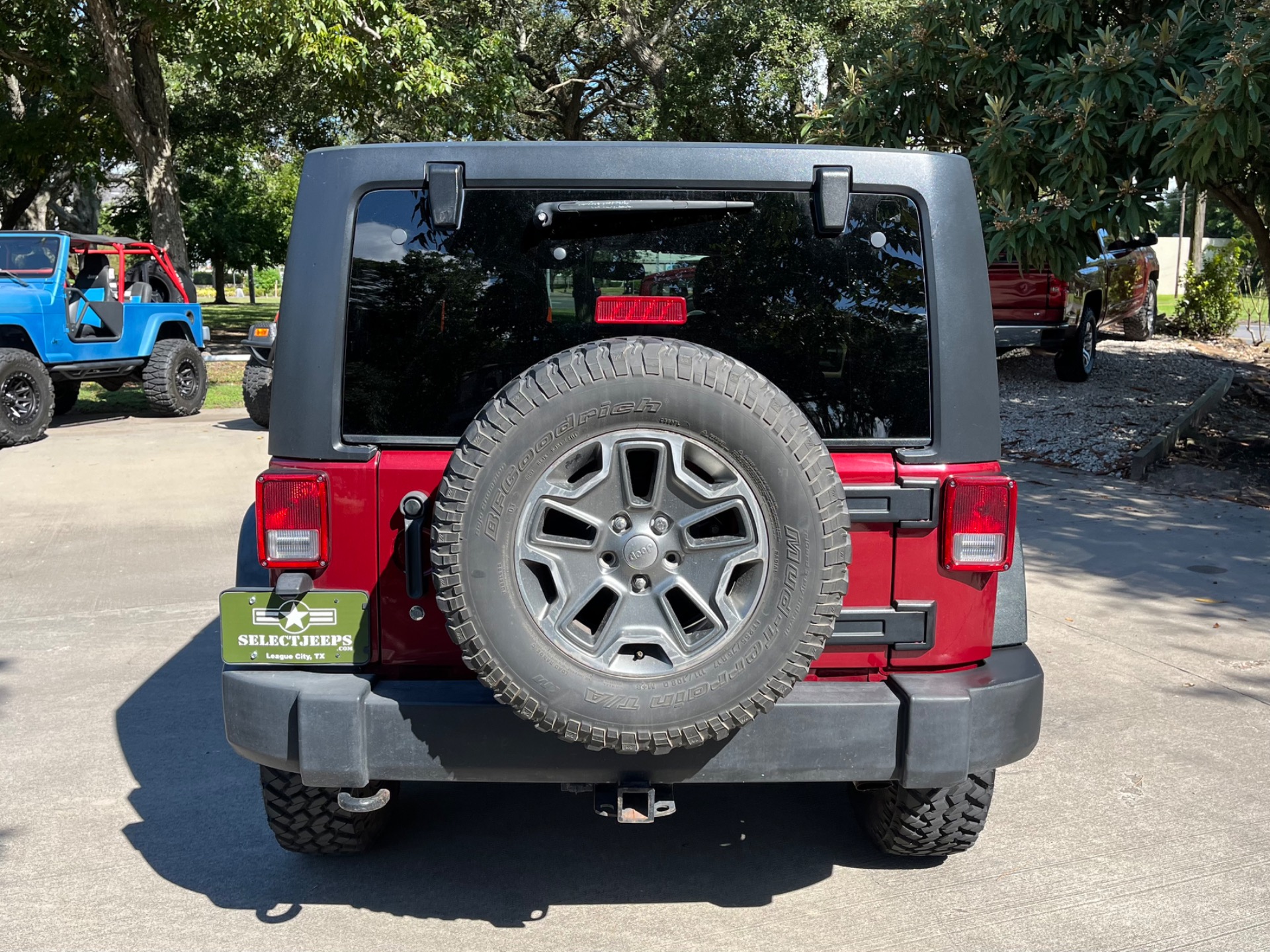 2013 Jeep Wrangler Unlimited Rubicon photo 6