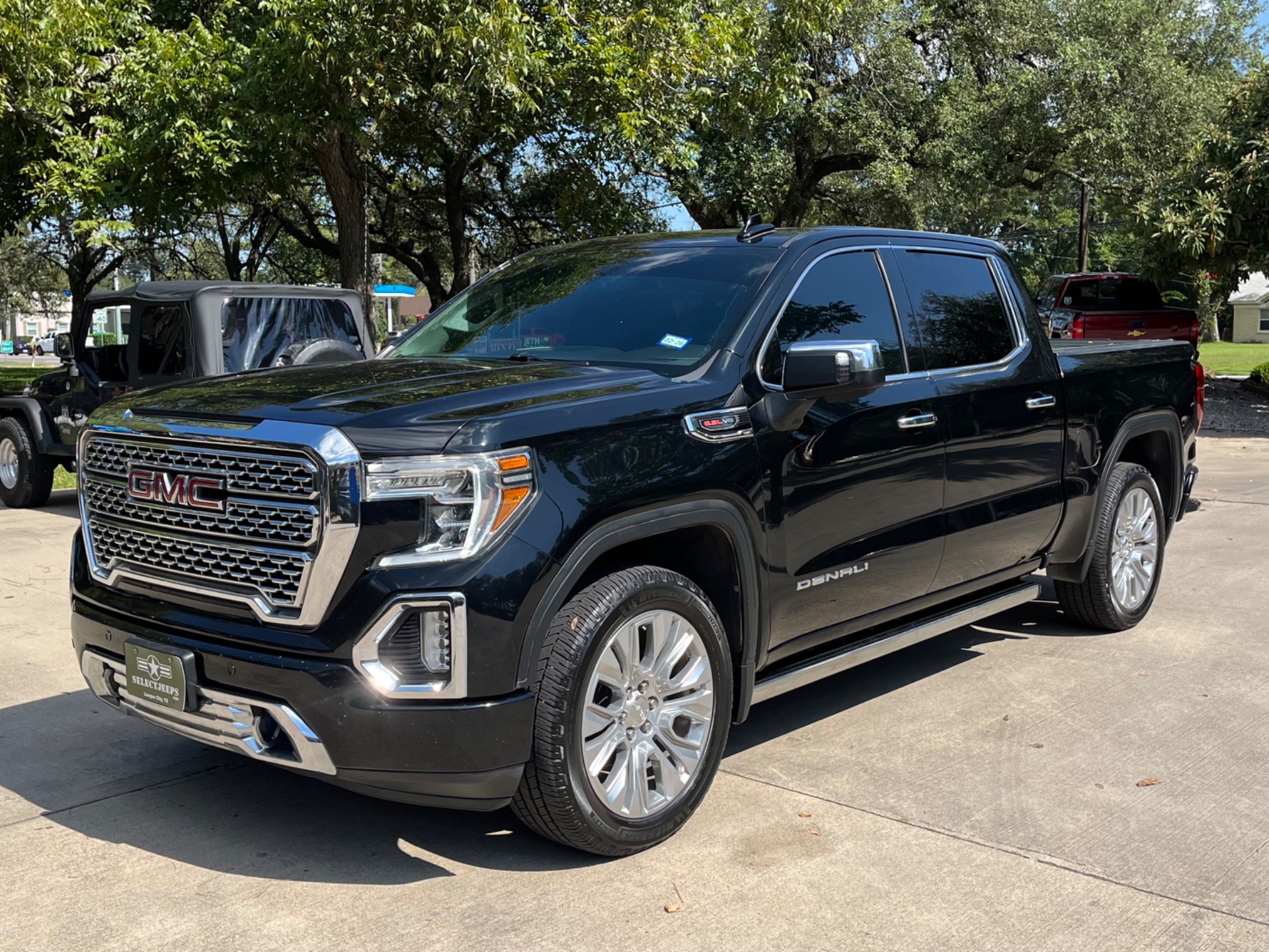 Used-2021-GMC-Sierra-1500-Denali