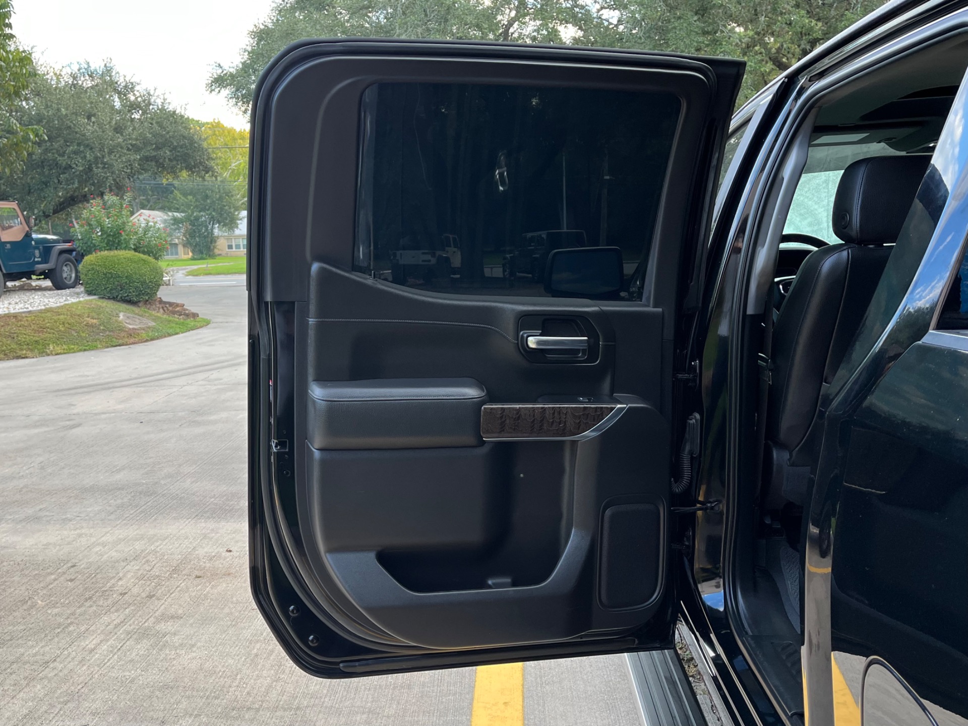 Used-2021-GMC-Sierra-1500-Denali