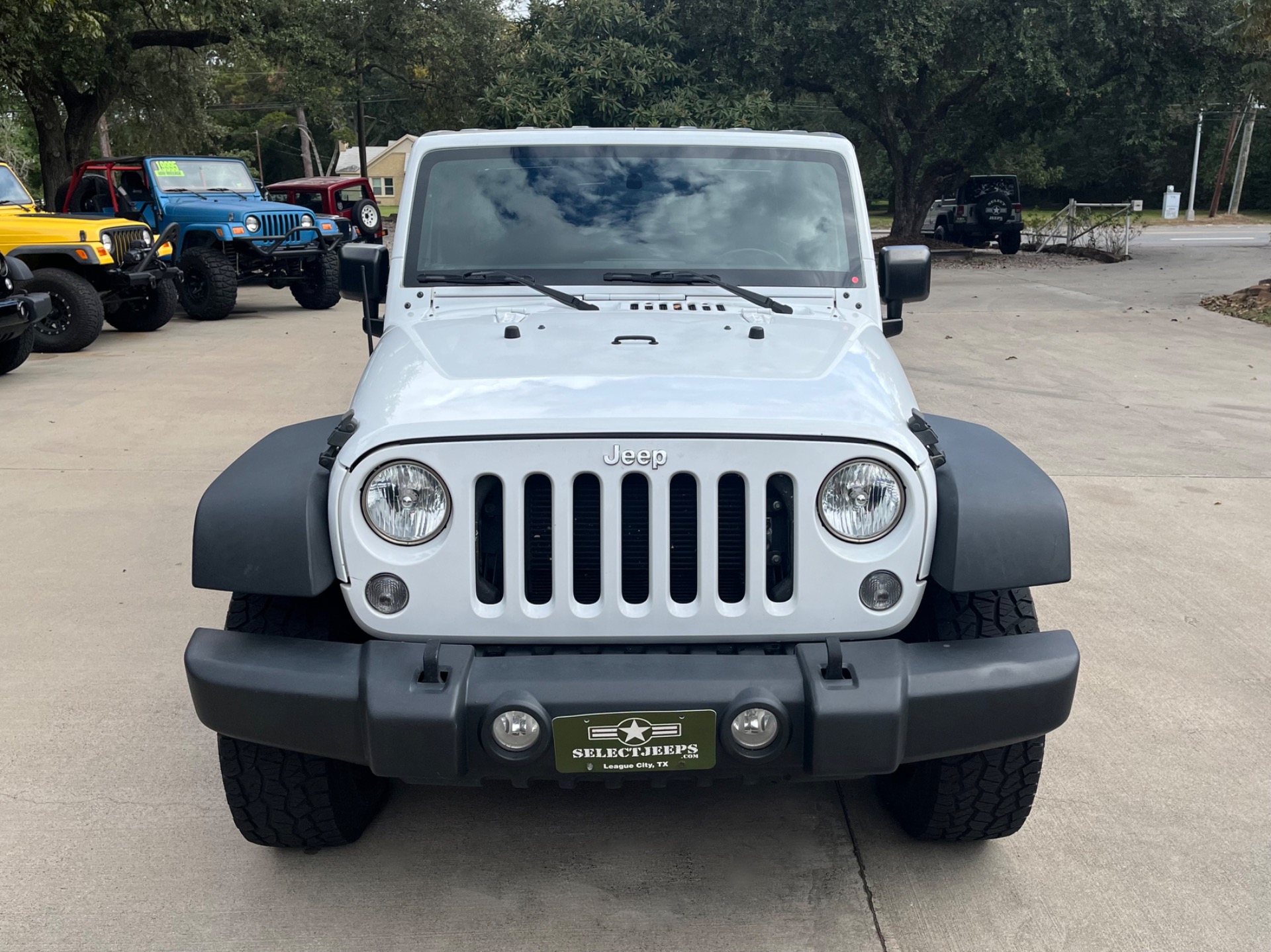 Used-2018-Jeep-Wrangler-JK-Unlimited-Sport