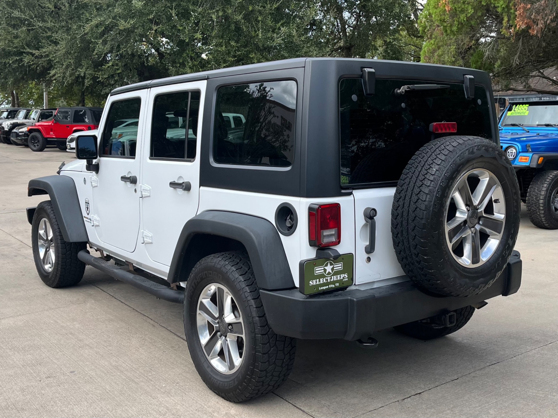 Used-2018-Jeep-Wrangler-JK-Unlimited-Sport
