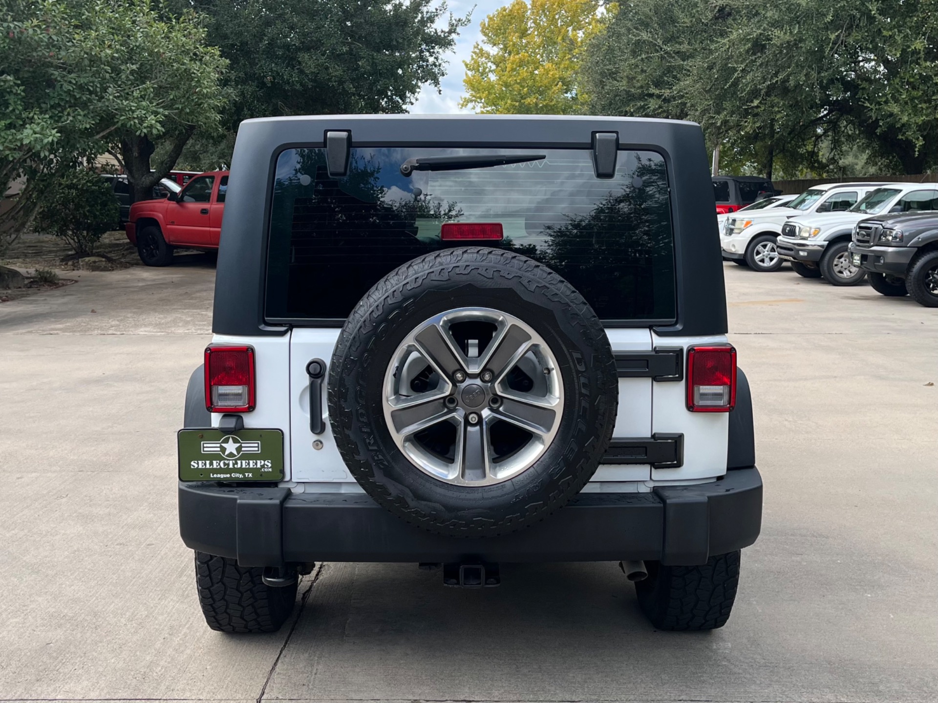 Used-2018-Jeep-Wrangler-JK-Unlimited-Sport