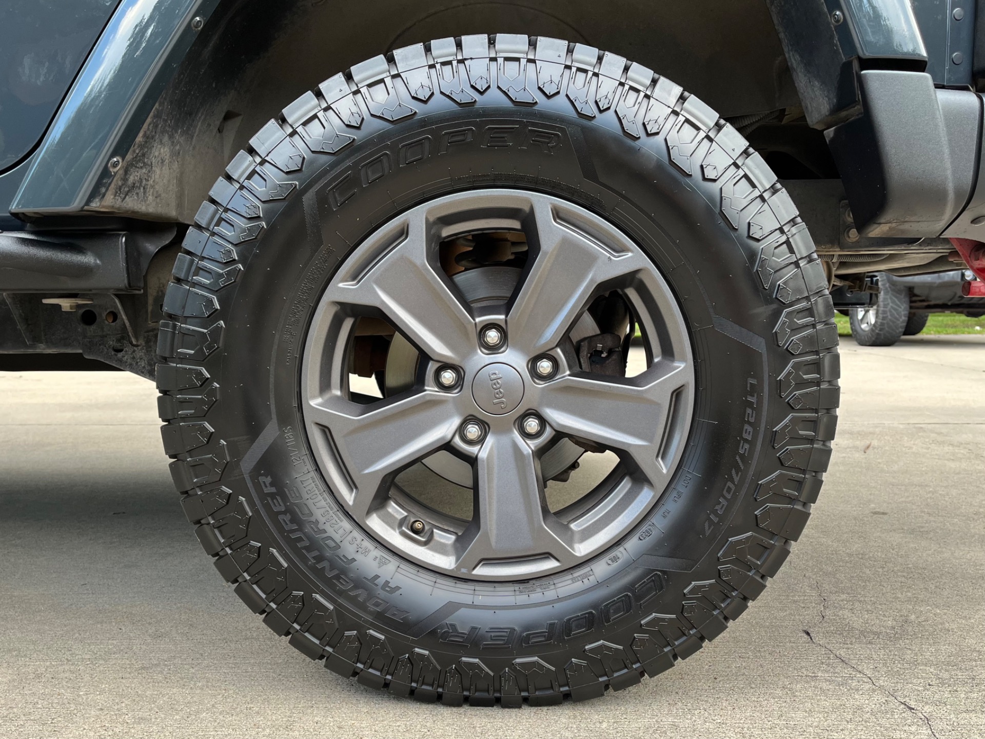 2017 Jeep Wrangler Unlimited Rubicon Recon photo 11