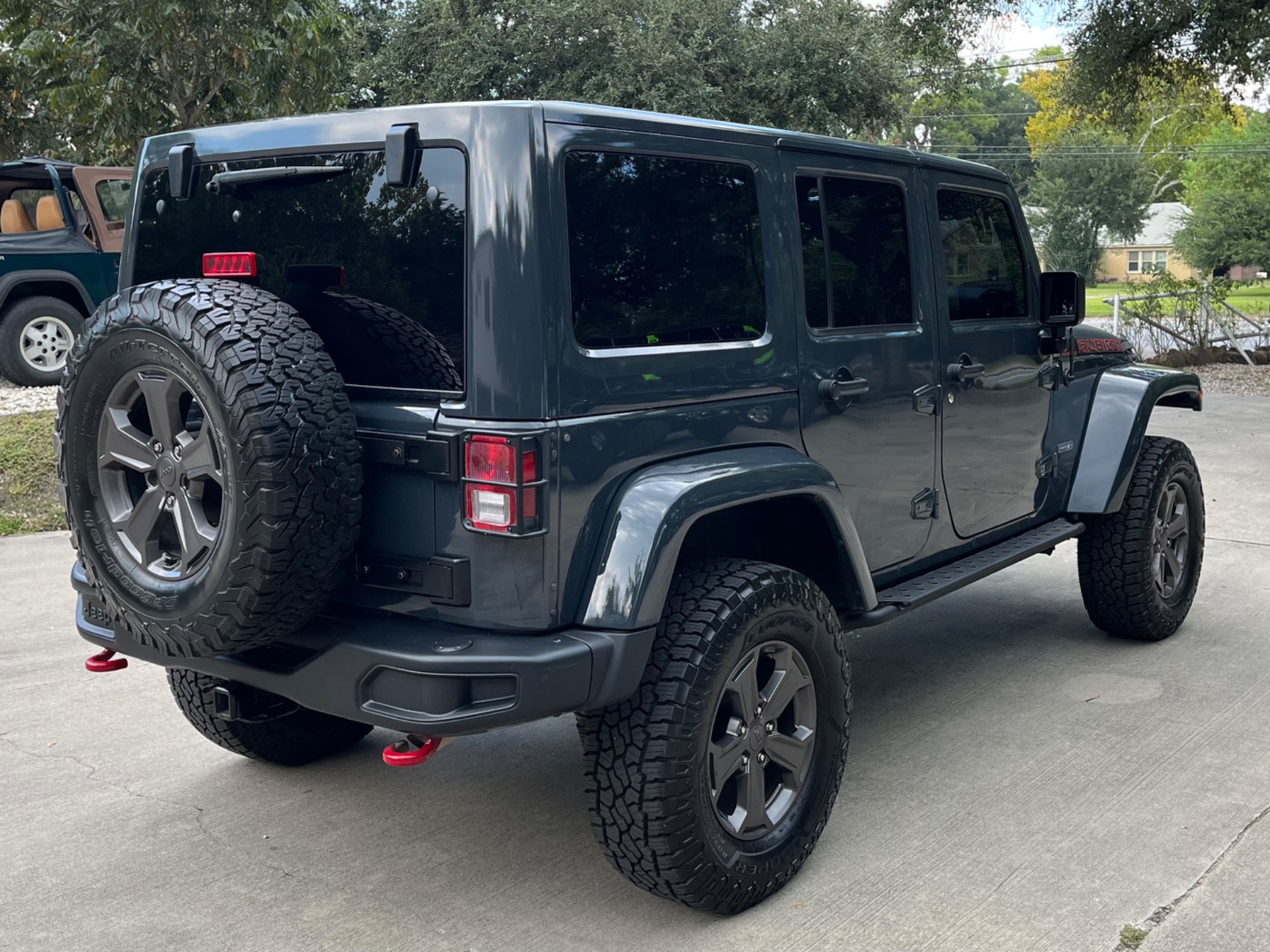2017 Jeep Wrangler Unlimited Rubicon Recon photo 15