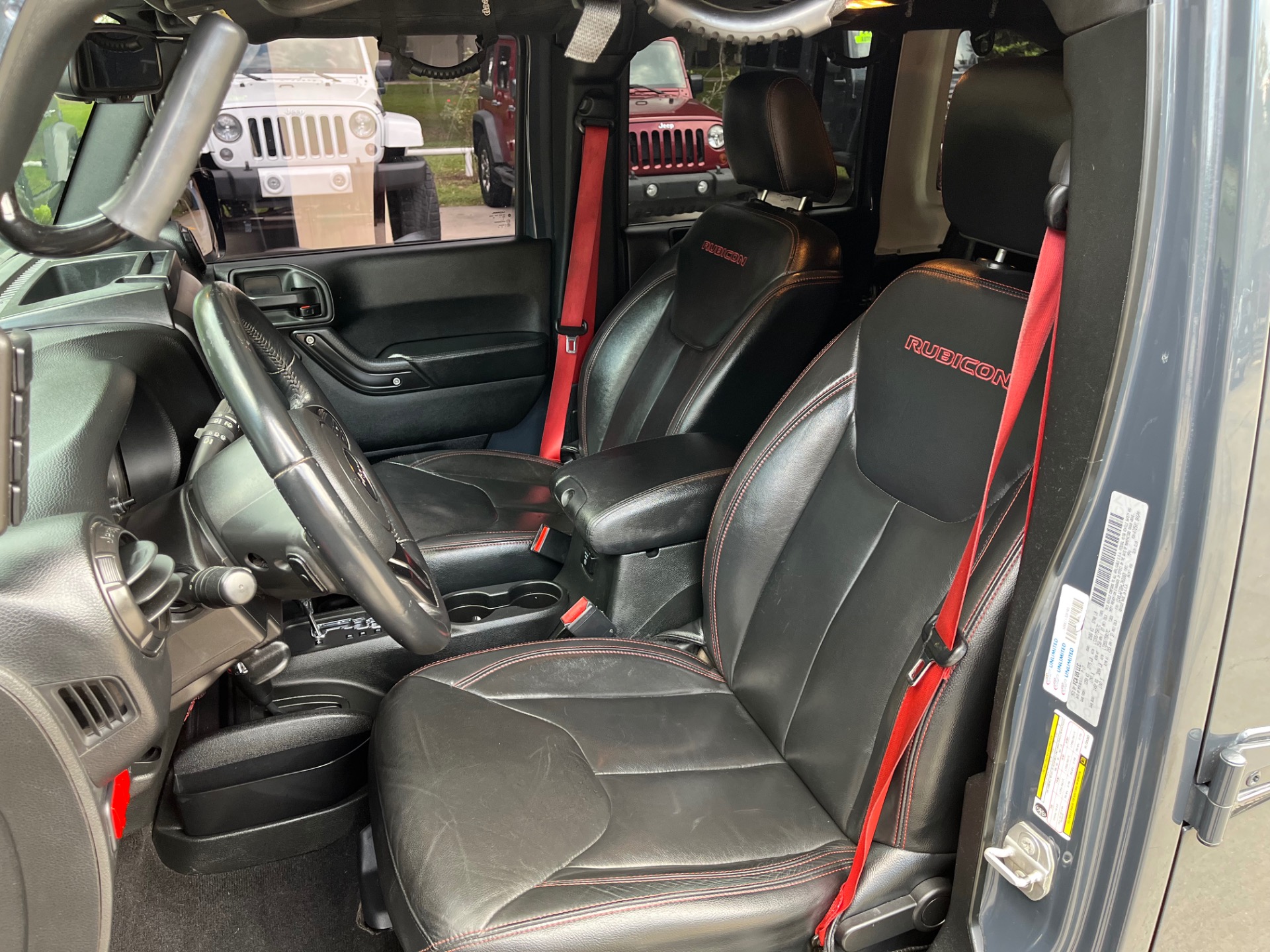 2017 Jeep Wrangler Unlimited Rubicon Recon photo 17