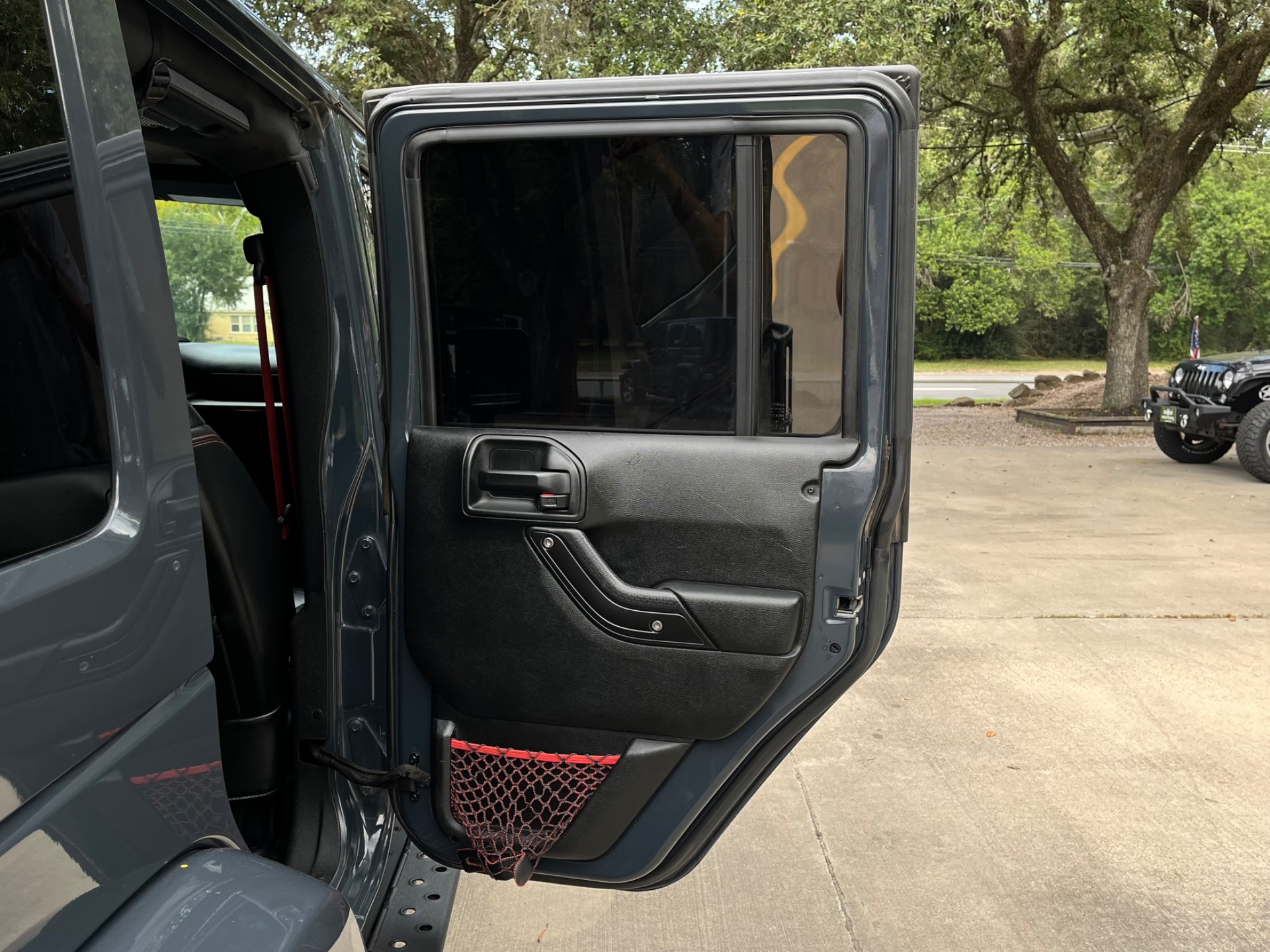 2017 Jeep Wrangler Unlimited Rubicon Recon photo 22