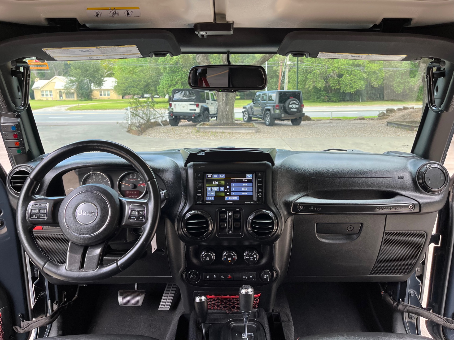 2017 Jeep Wrangler Unlimited Rubicon Recon photo 30
