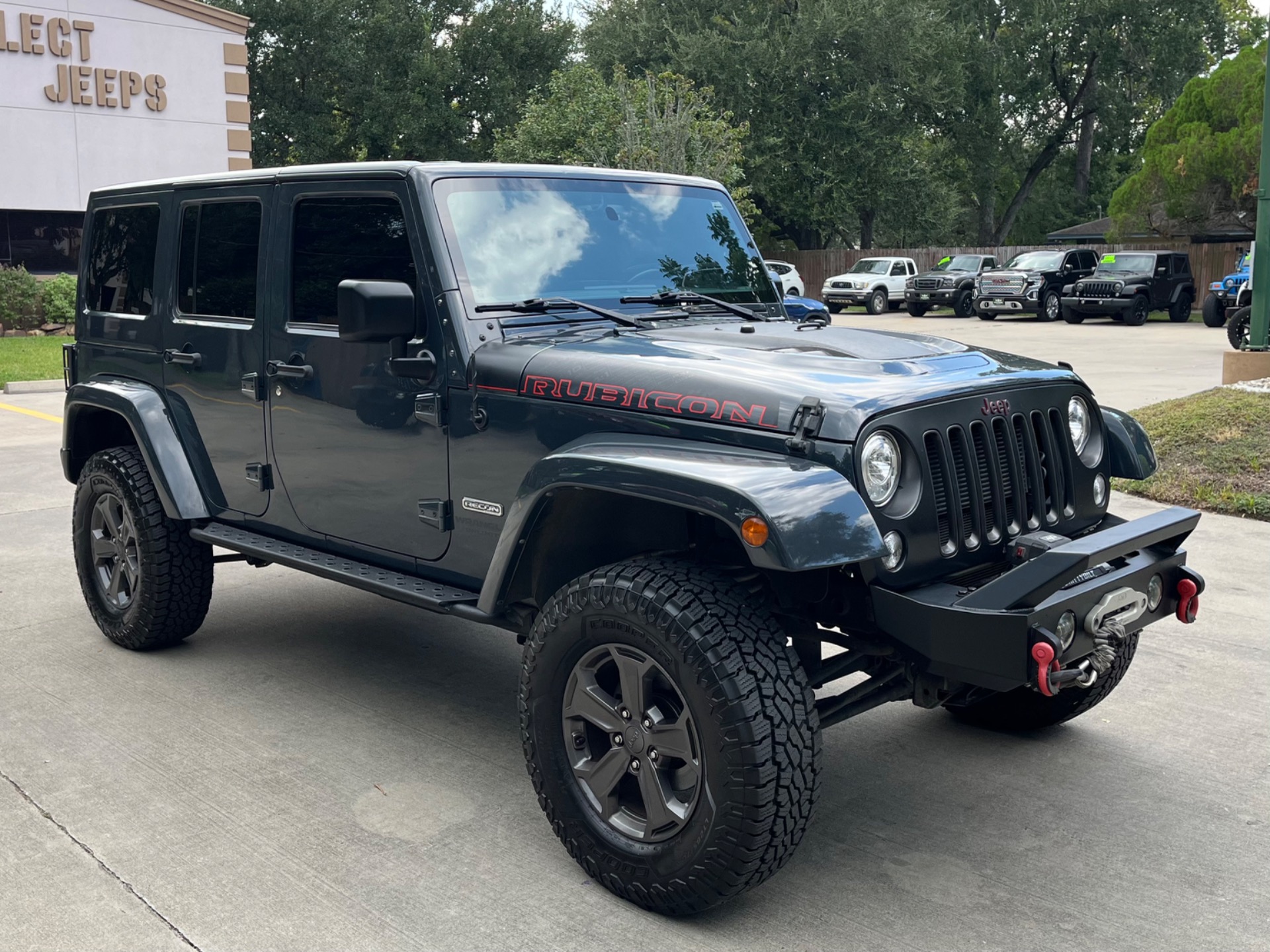 2017 Jeep Wrangler Unlimited Rubicon Recon photo 6