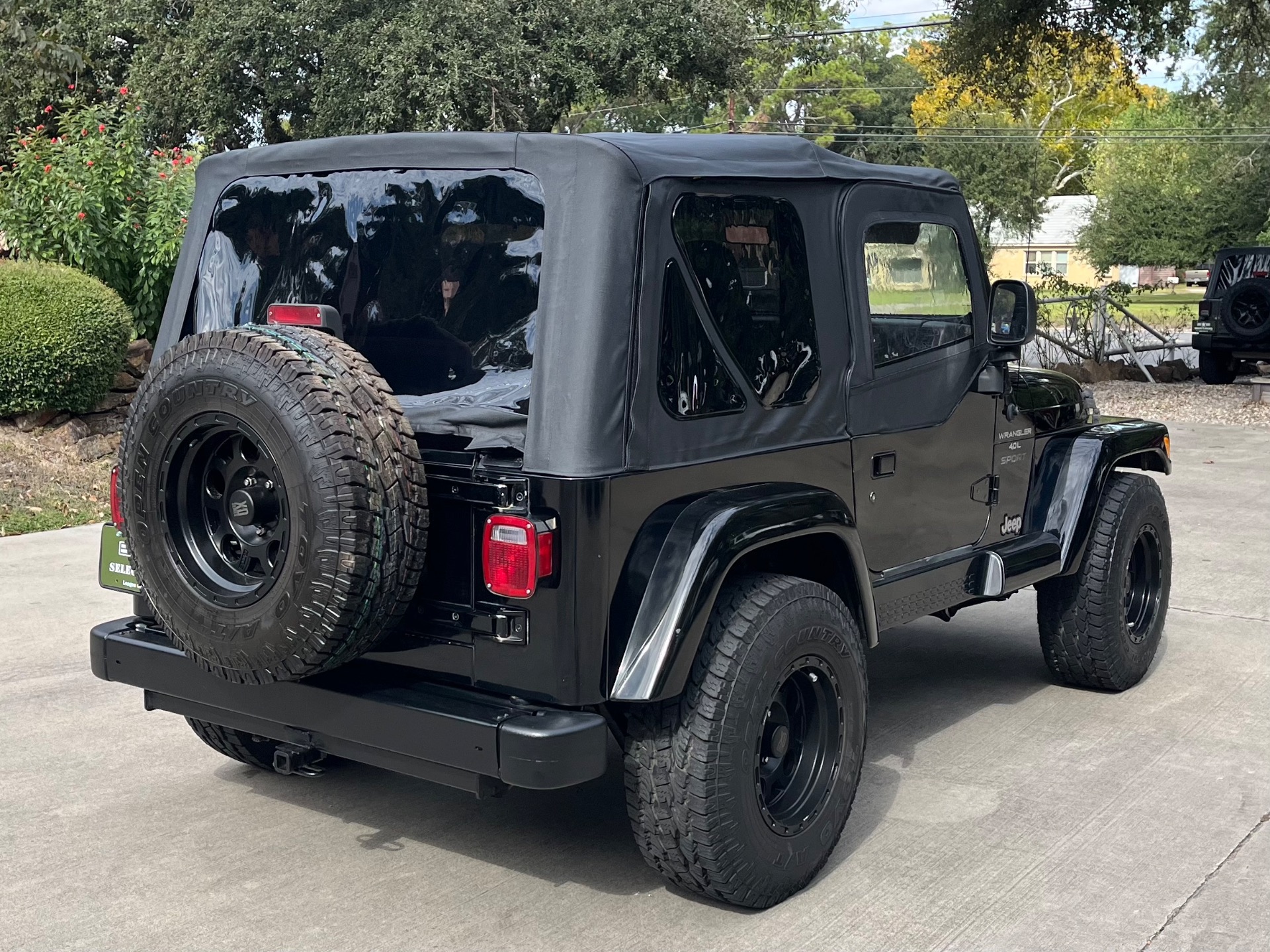 Used-2000-Jeep-Wrangler-Sport