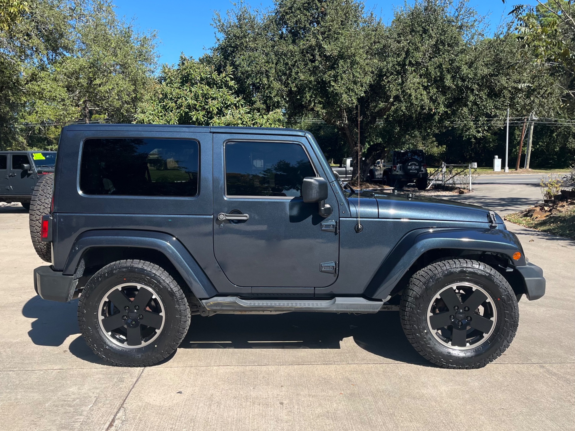 Used-2008-Jeep-Wrangler-Sahara