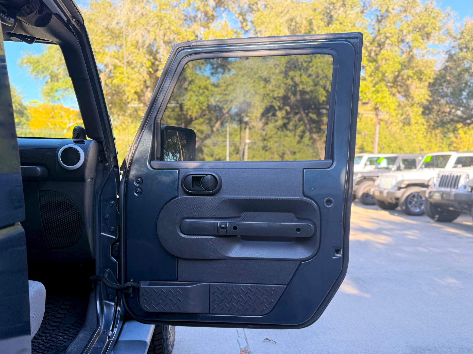 Used-2008-Jeep-Wrangler-Sahara