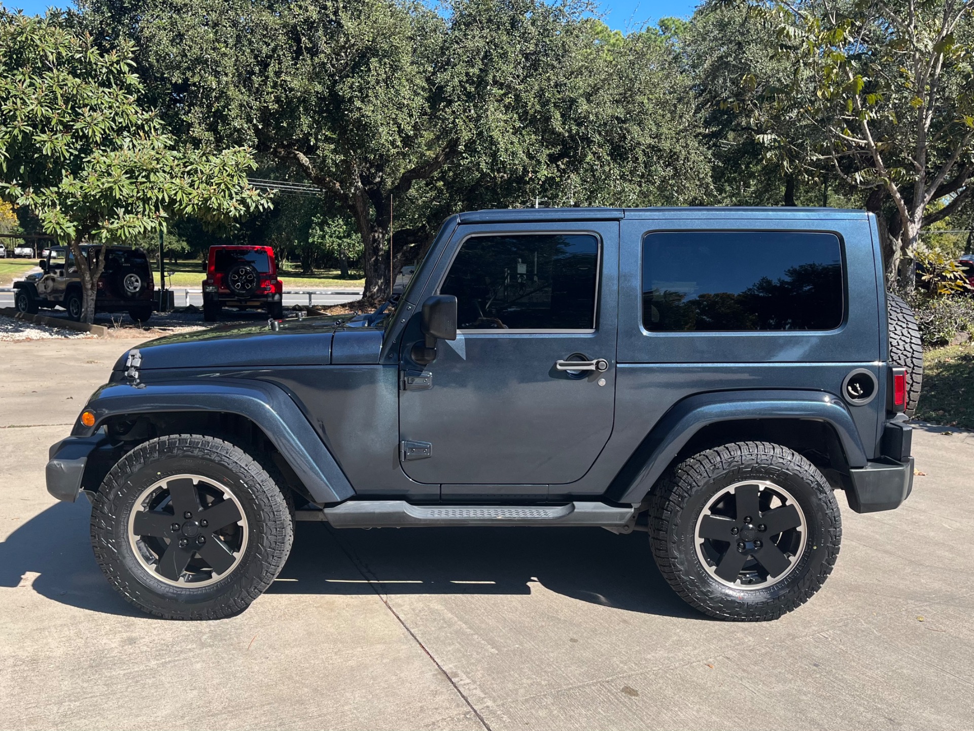 Used-2008-Jeep-Wrangler-Sahara