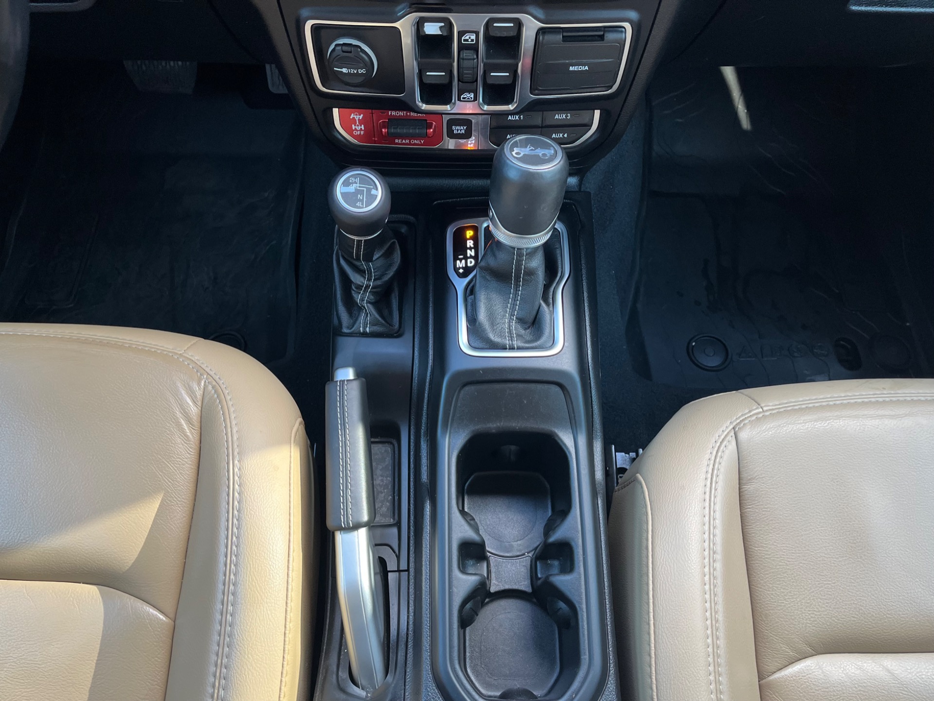 Used-2019-Jeep-Wrangler-Unlimited-Rubicon