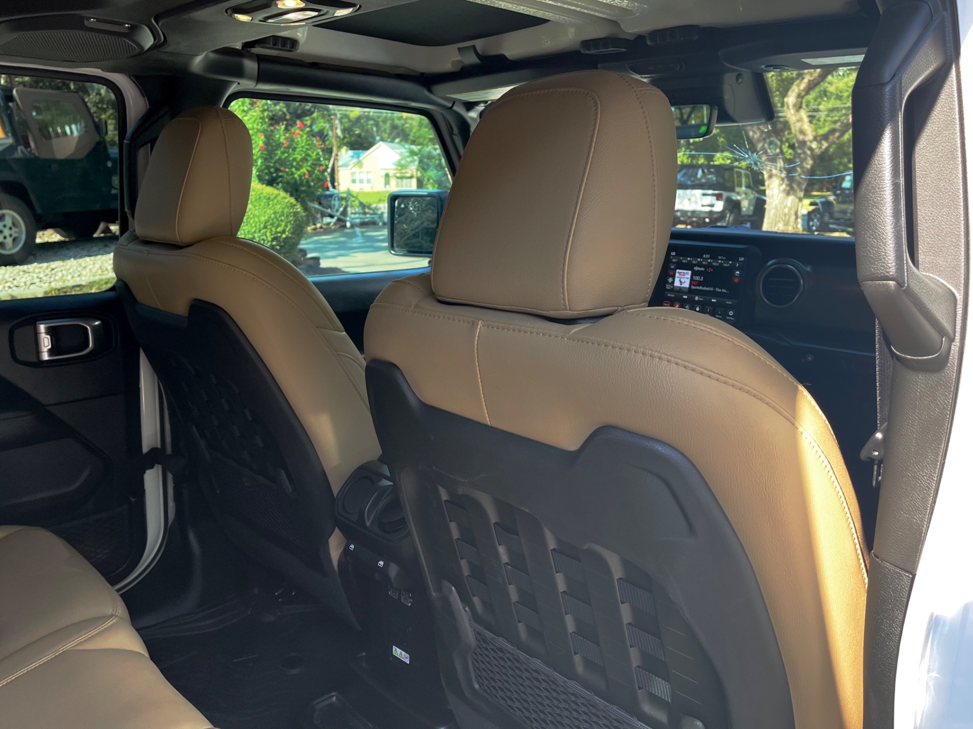 Used-2019-Jeep-Wrangler-Unlimited-Rubicon