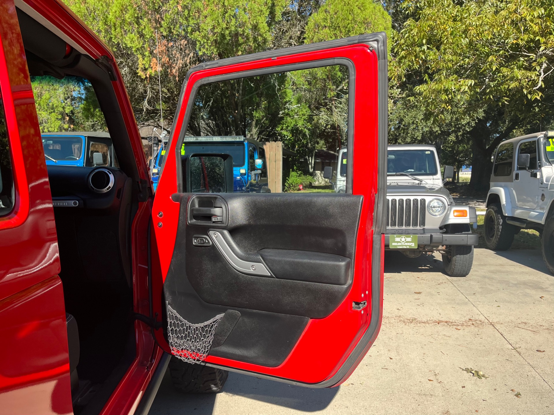 Used-2015-Jeep-Wrangler-Rubicon