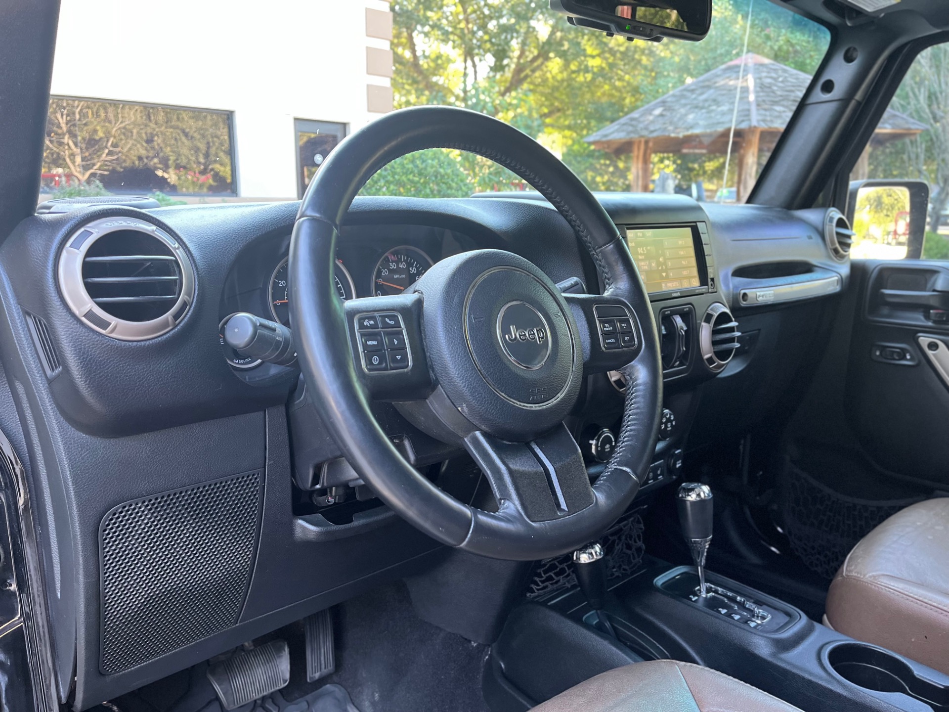 Used-2017-Jeep-Wrangler-Unlimited-75th-Anniversary-Edition